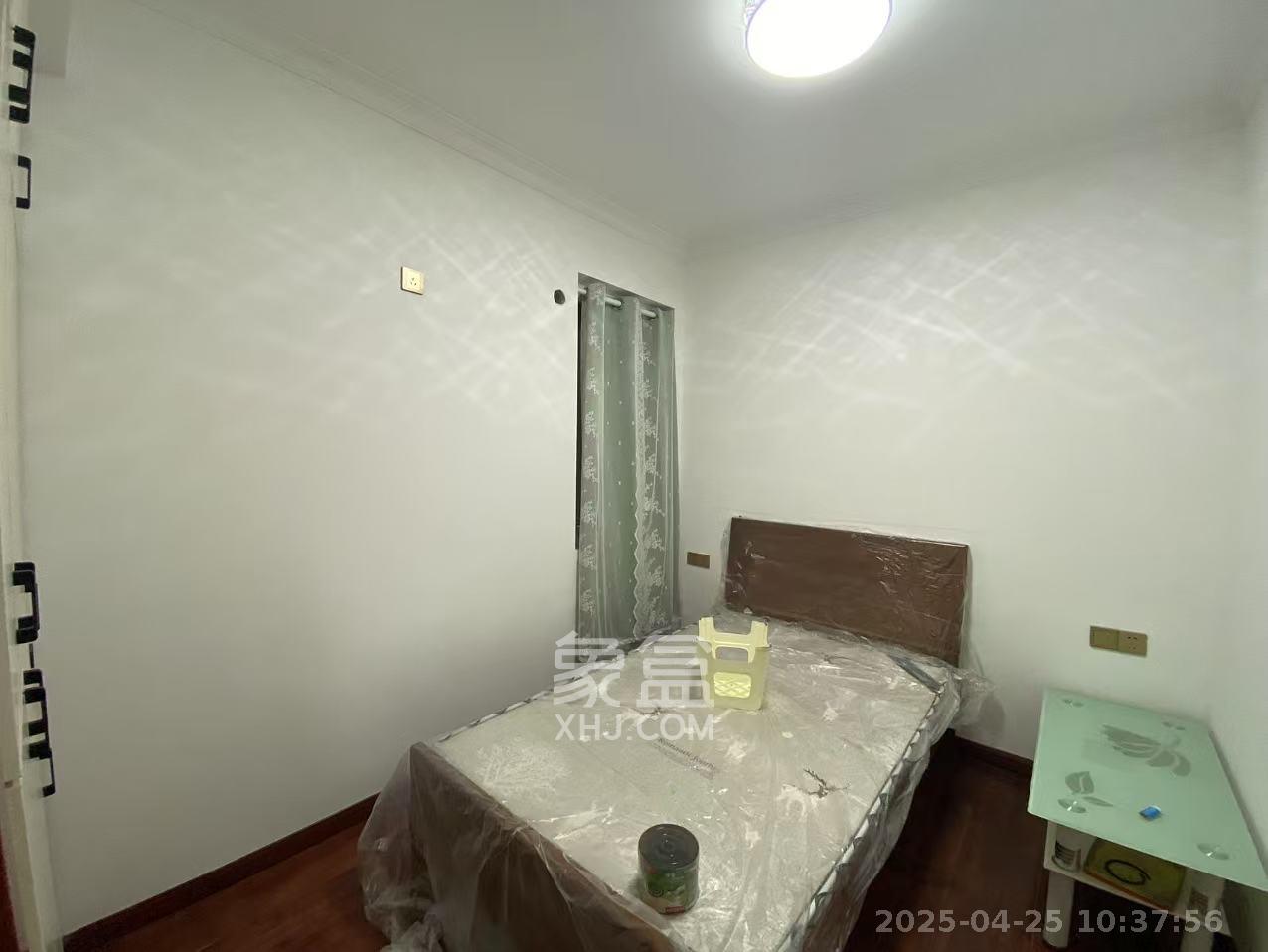 新城国际花都 3室2厅1卫 1700.0元/月 新城国际花都 3室2厅1卫 1700.0元/月室内图