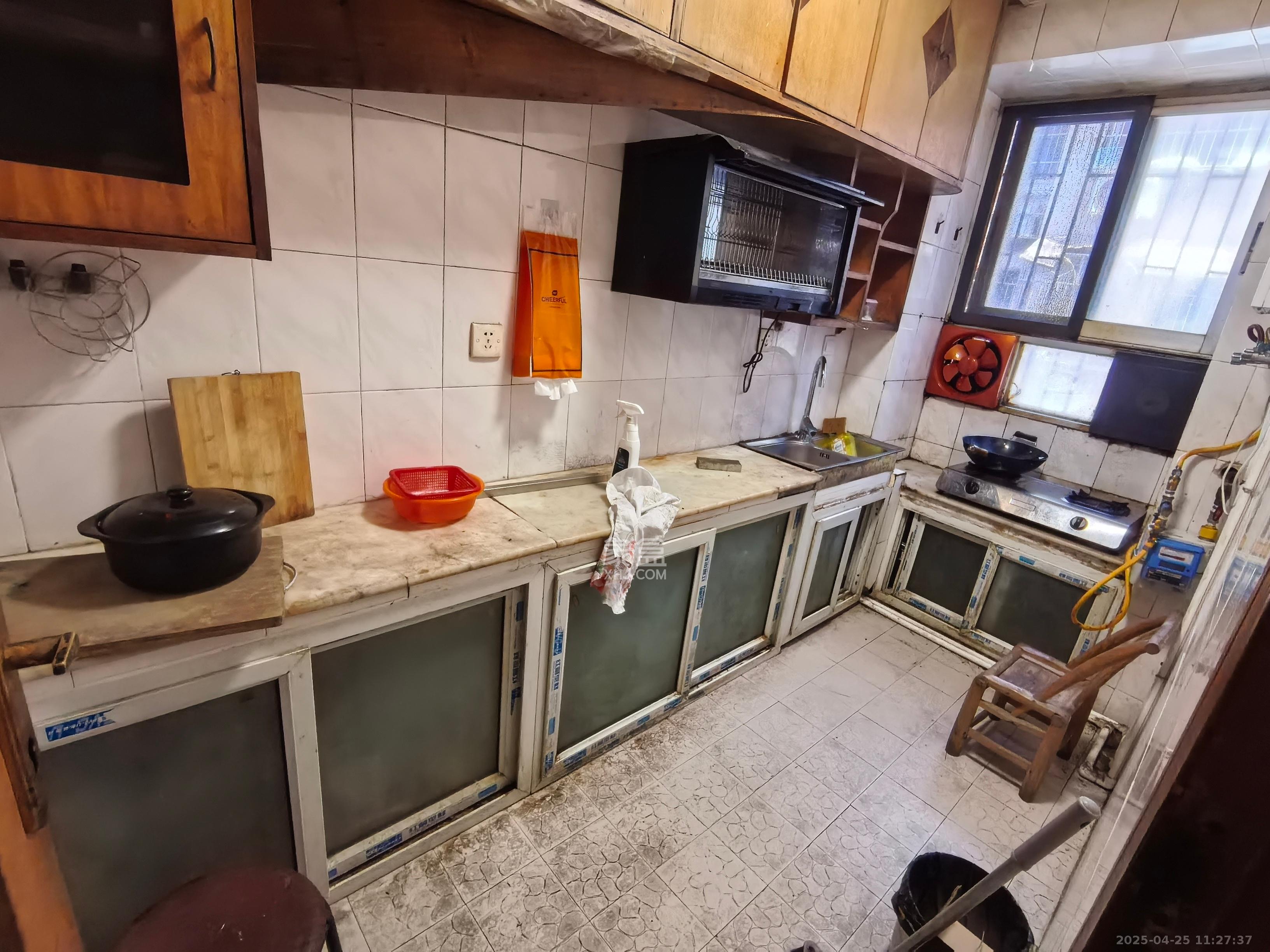 旺强宿舍 3室1厅1卫 1600.0元/月 旺强宿舍 3室1厅1卫 1600.0元/月室内图