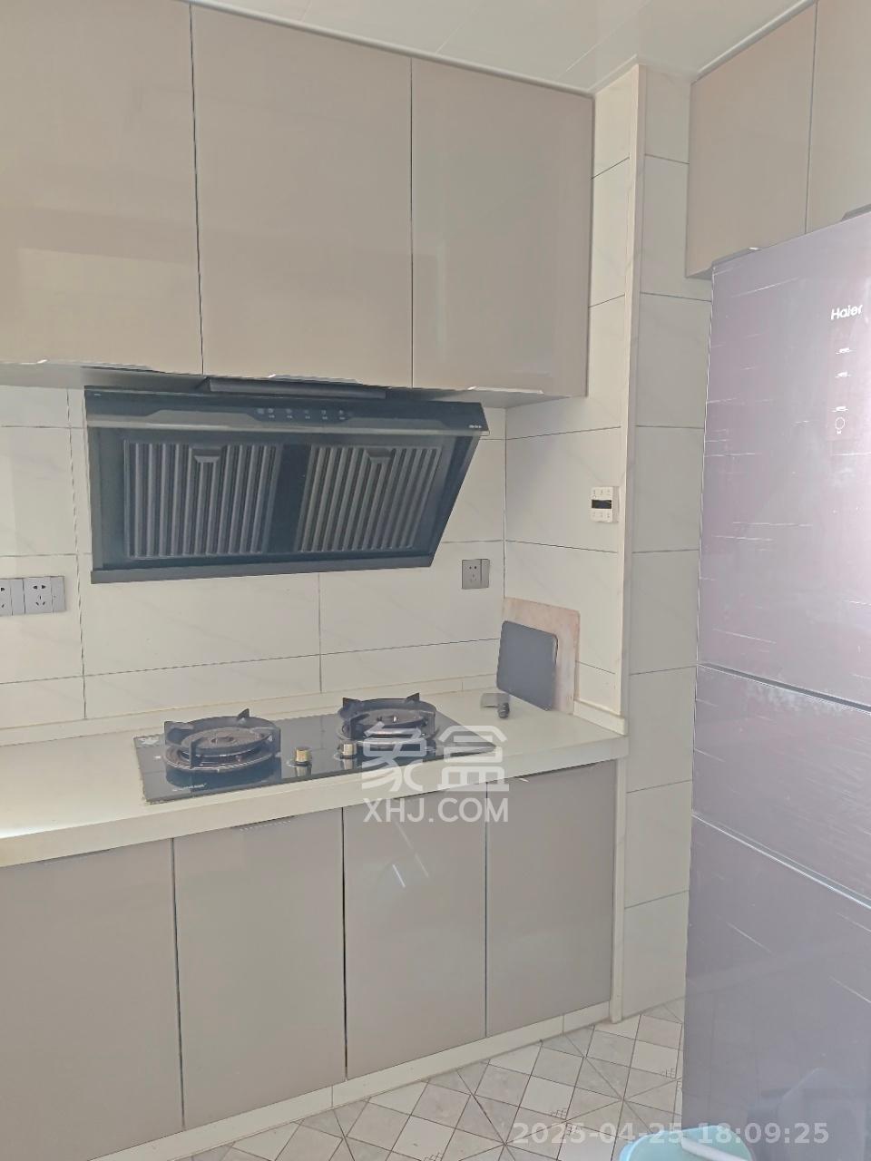 真人桥家园一期 3室2厅2卫 2000.0元/月 真人桥家园一期 3室2厅2卫 2000.0元/月室内图