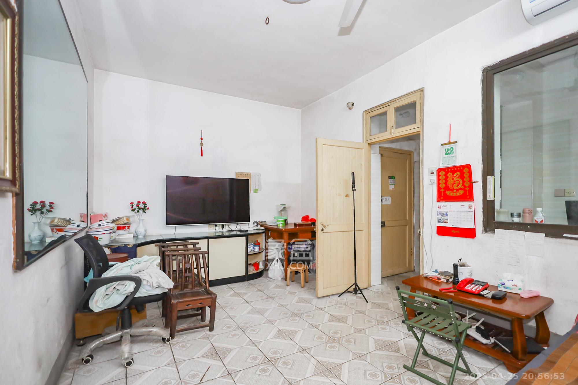 杜家塘小区 3室1厅1卫 2500.0元/月 杜家塘小区 3室1厅1卫 2500.0元/月室内图