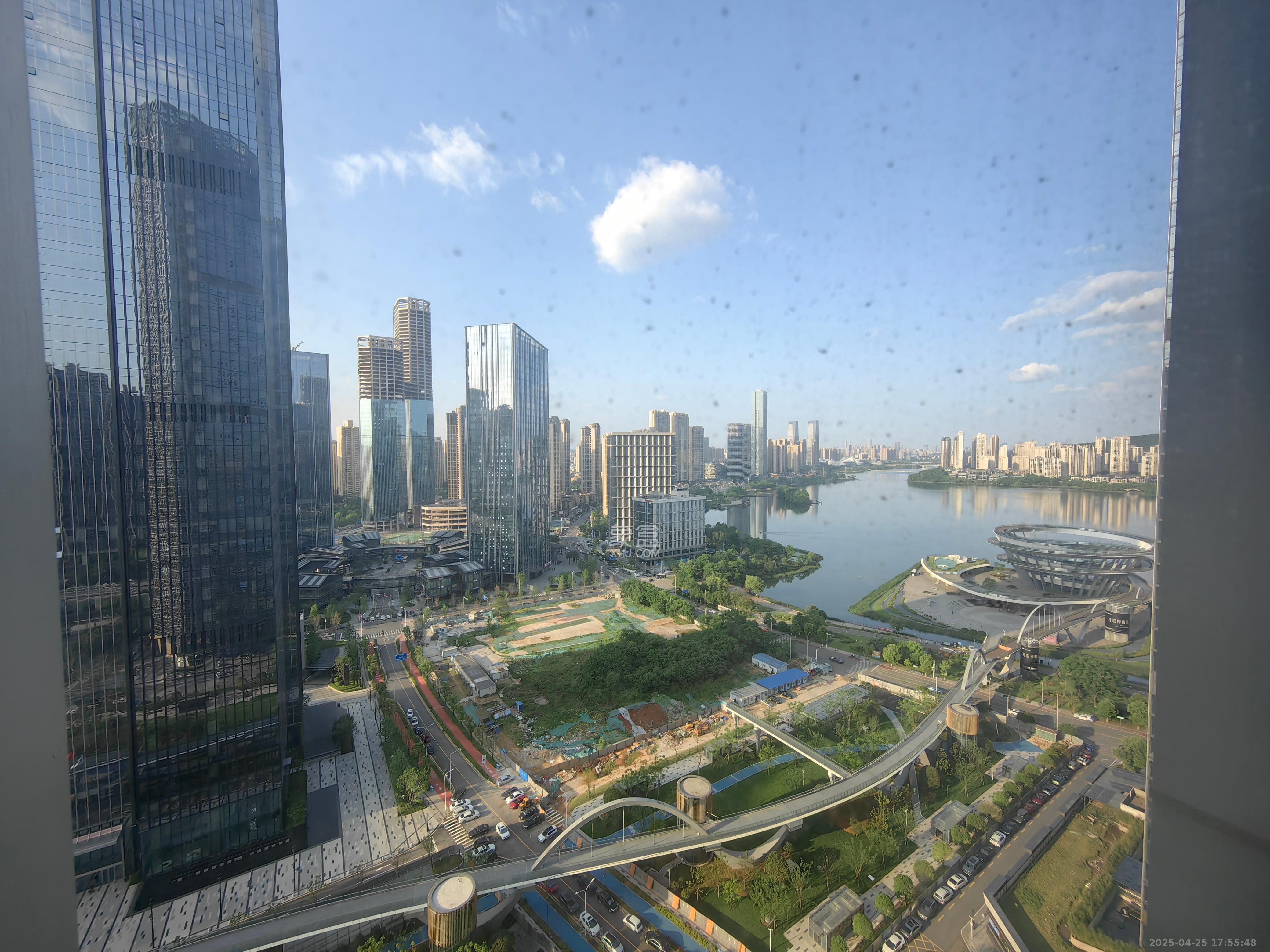 正荣梅溪紫阙台  4室2厅4卫    9000.0元/月室内图