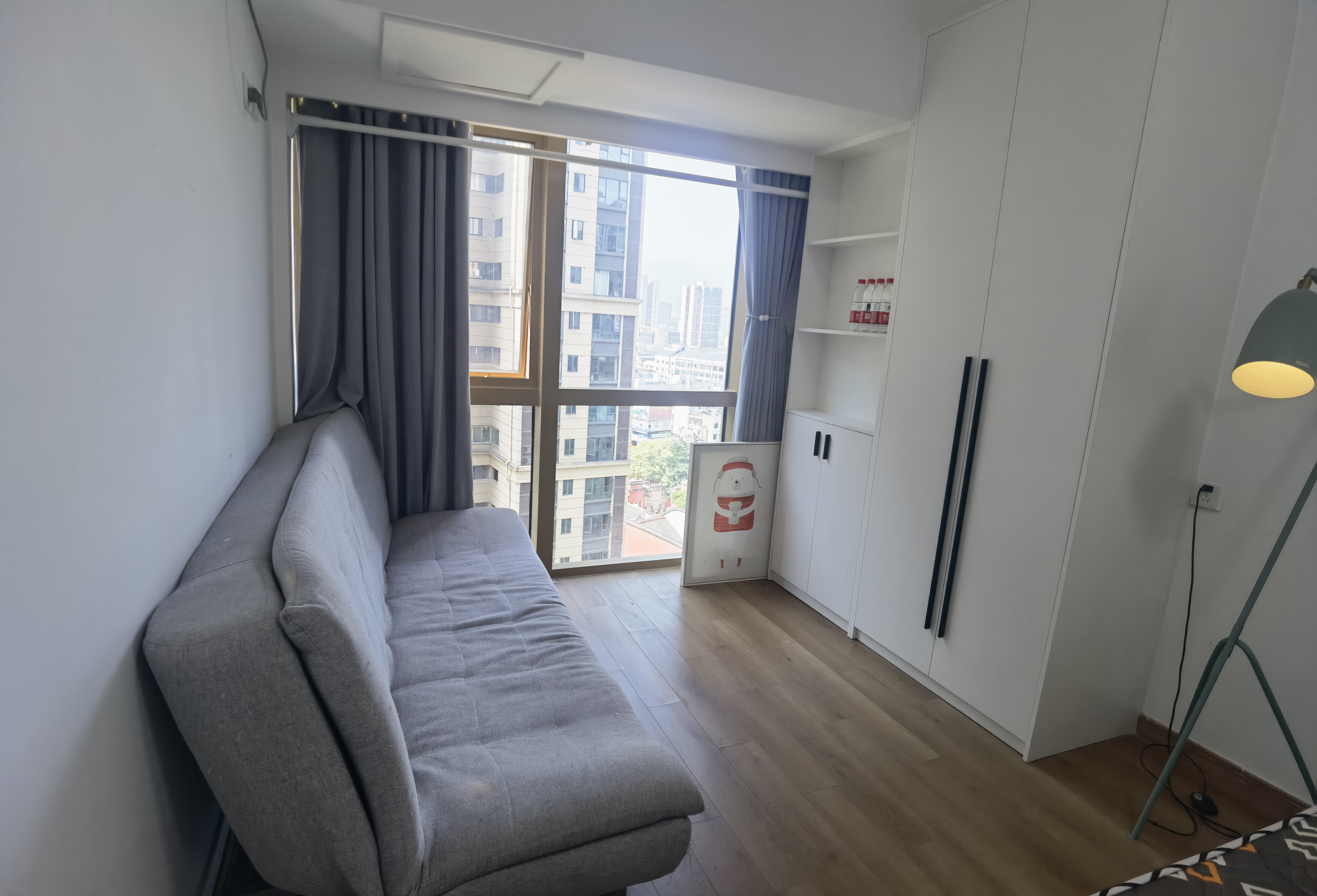 福天华府 1室0厅0卫 1200.0元/月 福天华府 1室0厅0卫 1200.0元/月室内图