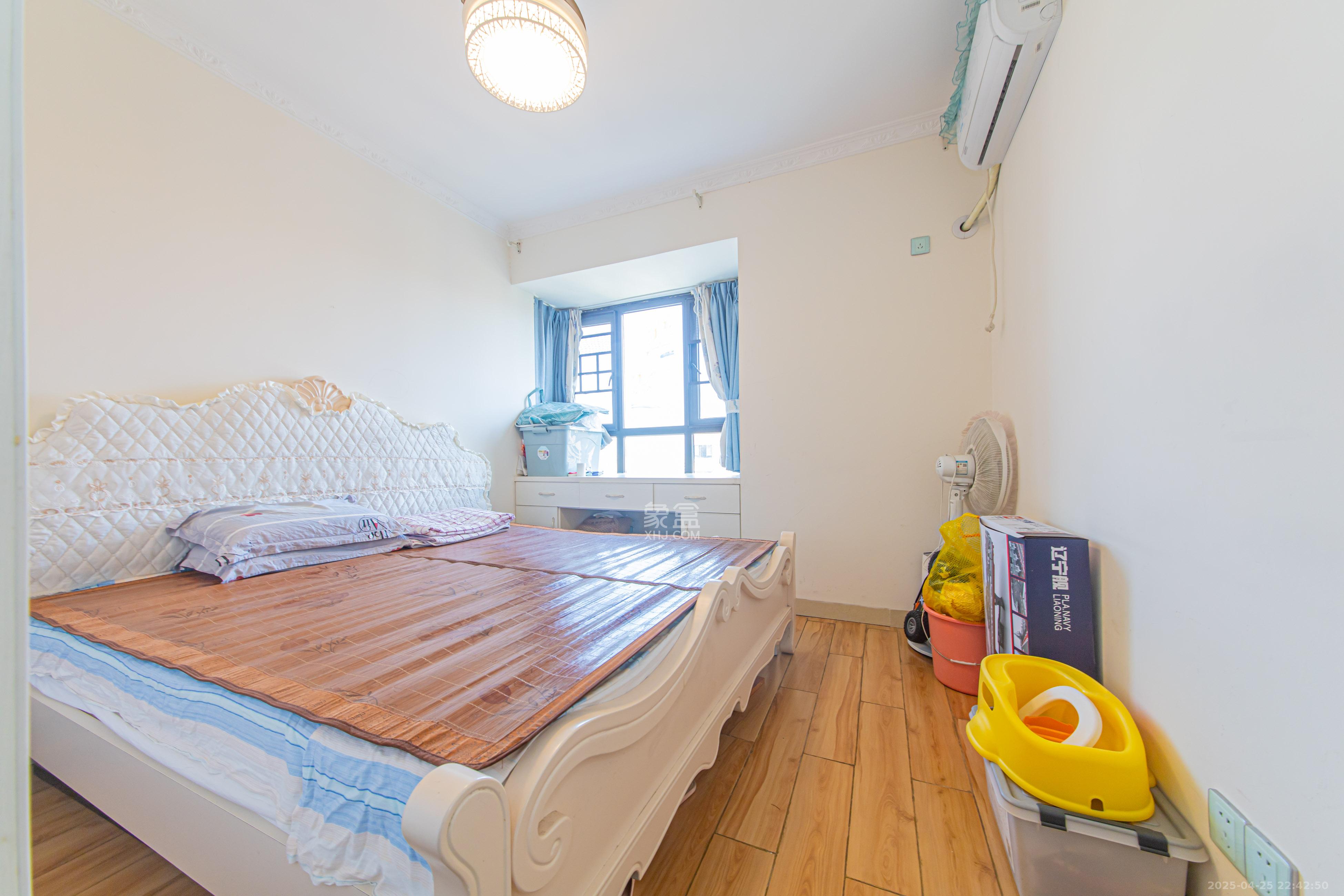 北辰中央公园C区 3室2厅2卫 116.0万 北辰中央公园C区 3室2厅2卫 116.0万卧室