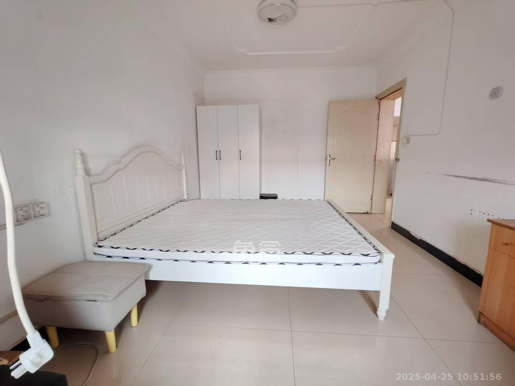 鸿基花园 2室2厅1卫 1500.0元/月 鸿基花园 2室2厅1卫 1500.0元/月室内图