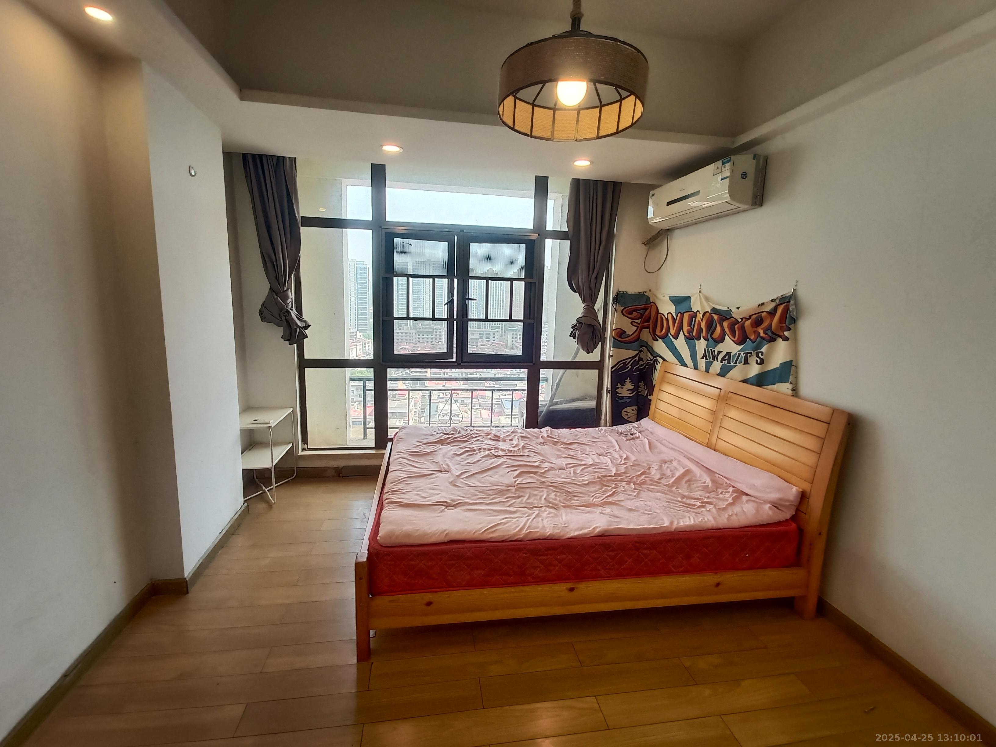 米兰春天 1室1厅1卫 1100.0元/月 米兰春天 1室1厅1卫 1100.0元/月室内图