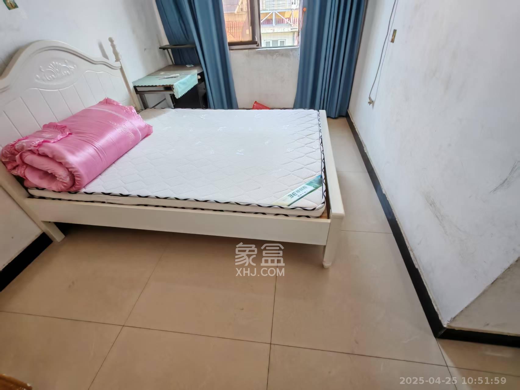 鸿基花园 2室2厅1卫 1500.0元/月 鸿基花园 2室2厅1卫 1500.0元/月室内图