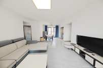 保利大都汇一期、二期  5室2厅2卫    198.0万 保利大都汇一期、二期  5室2厅2卫    198.0万