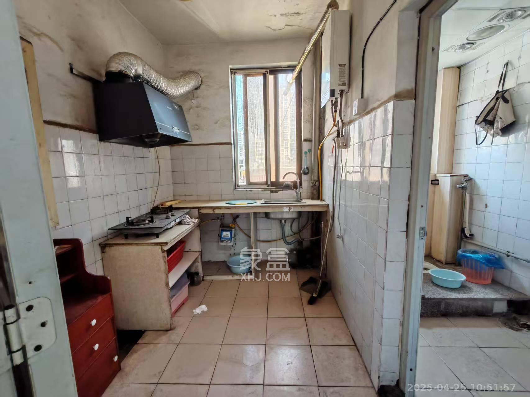 鸿基花园 2室2厅1卫 1500.0元/月 鸿基花园 2室2厅1卫 1500.0元/月室内图