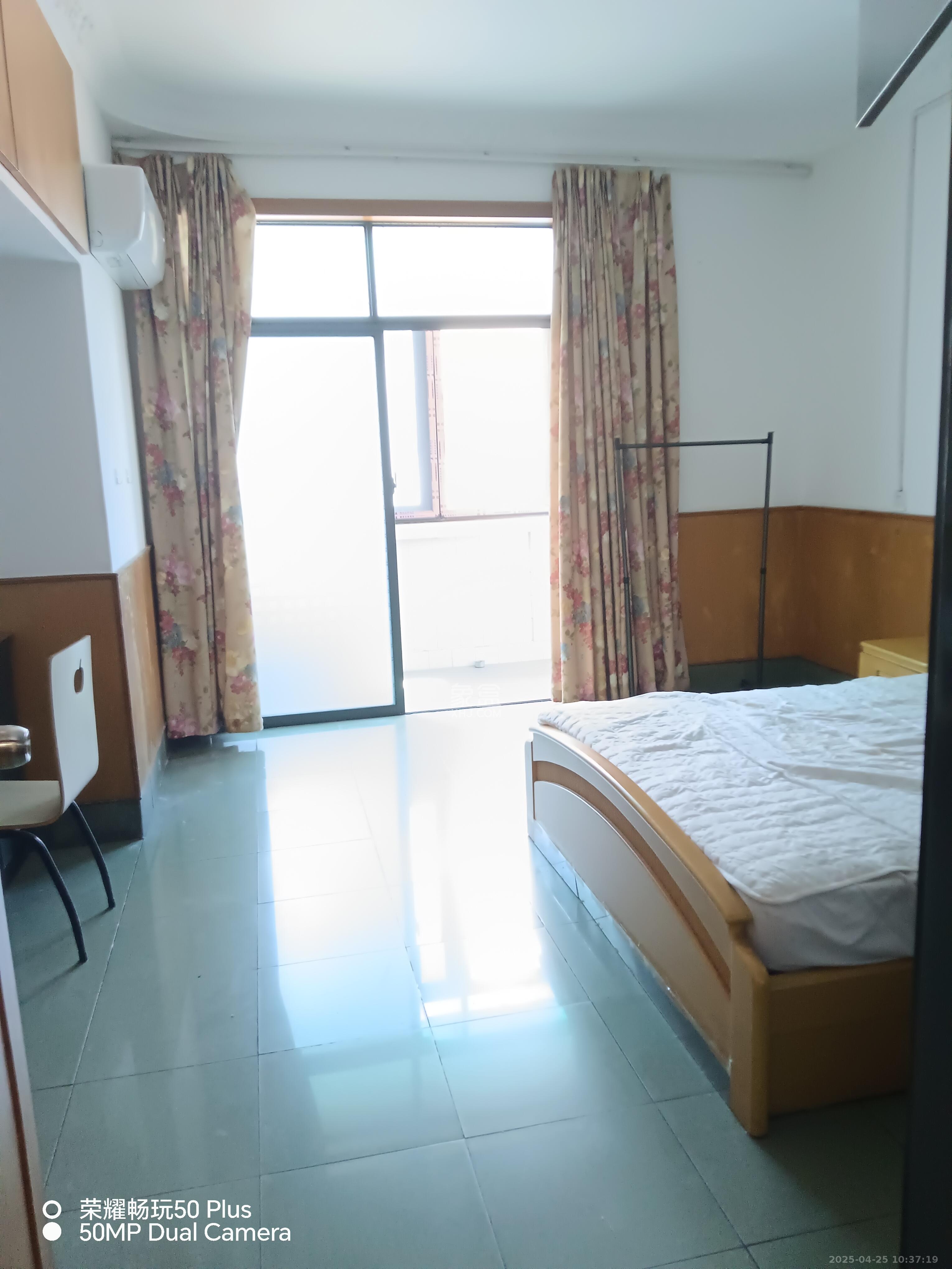 乔庄社区 2室1厅1卫 2200.0元/月 乔庄社区 2室1厅1卫 2200.0元/月室内图