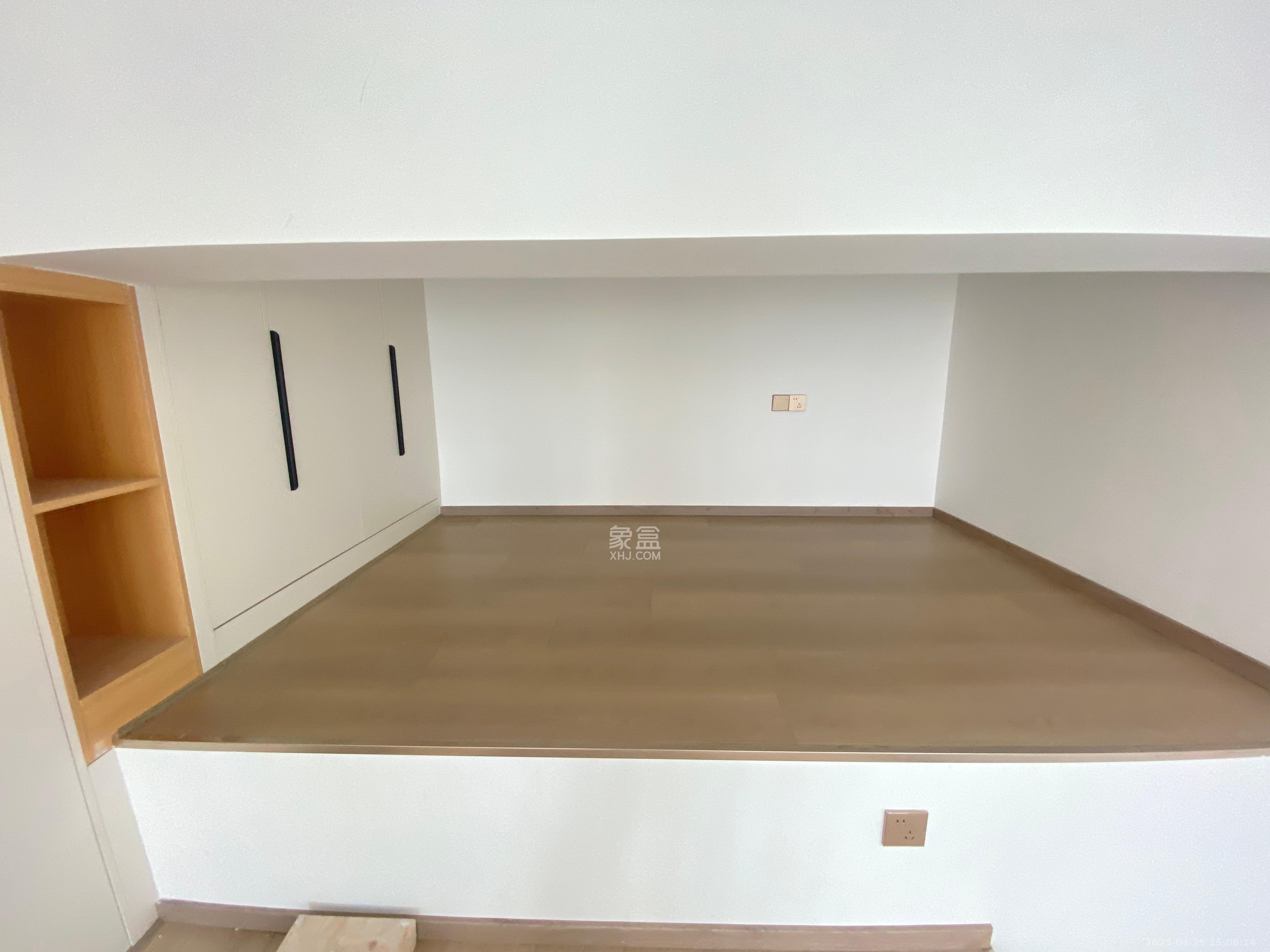 中海阅溪府  2室1厅1卫   2000.00元/月室内图