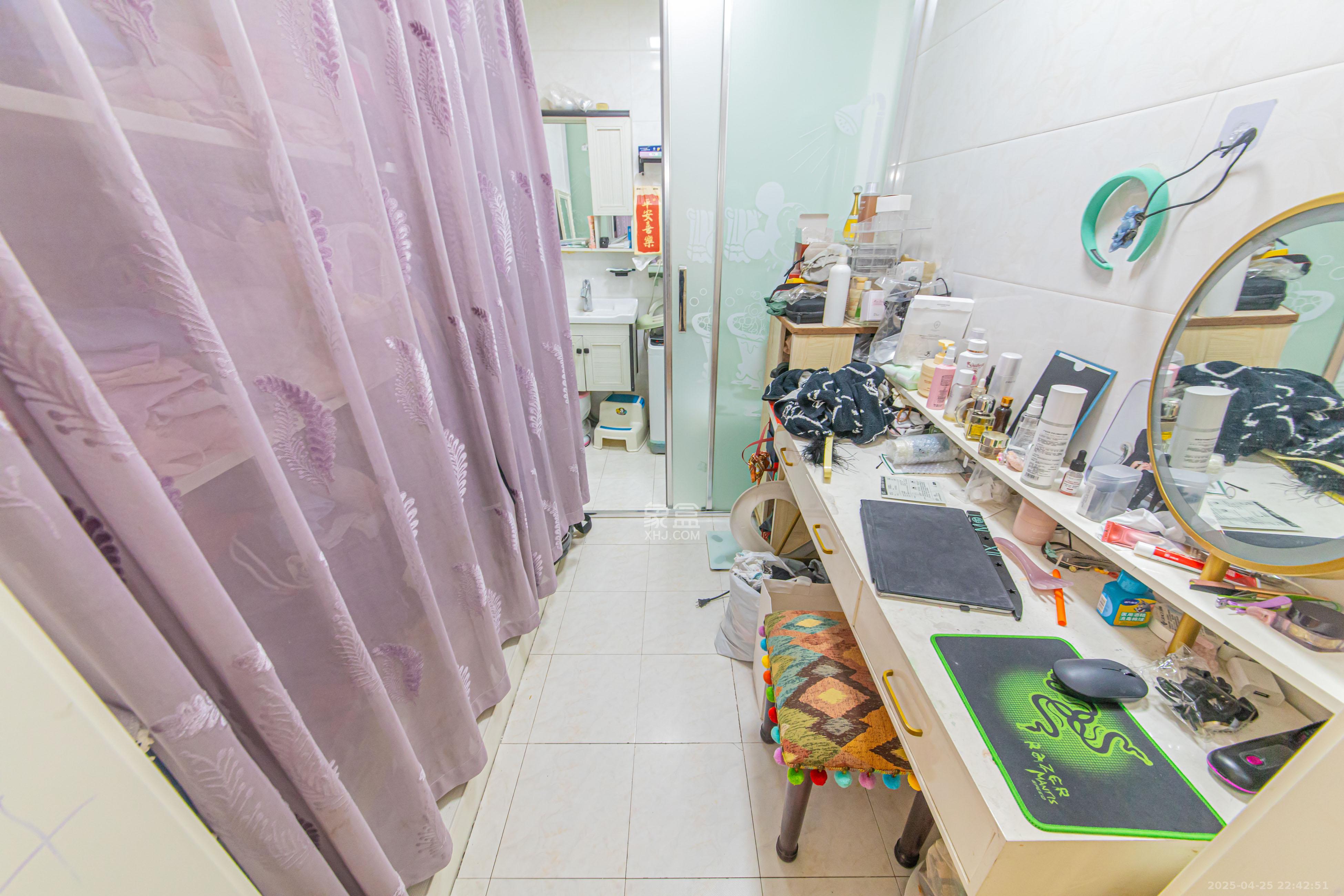 北辰中央公园C区 3室2厅2卫 116.0万 北辰中央公园C区 3室2厅2卫 116.0万卫生间