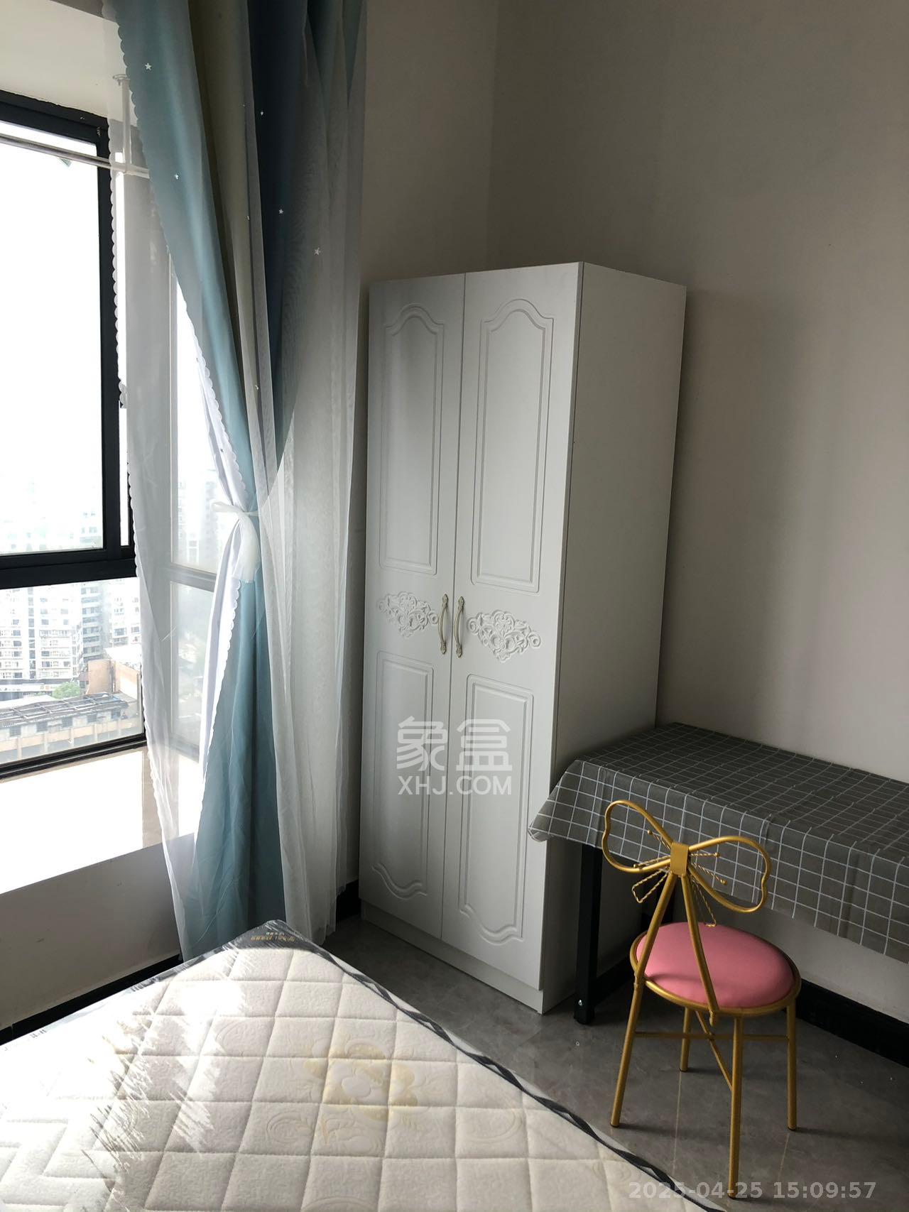 城南故事家园  1室1厅1卫   1300.00元/月室内图