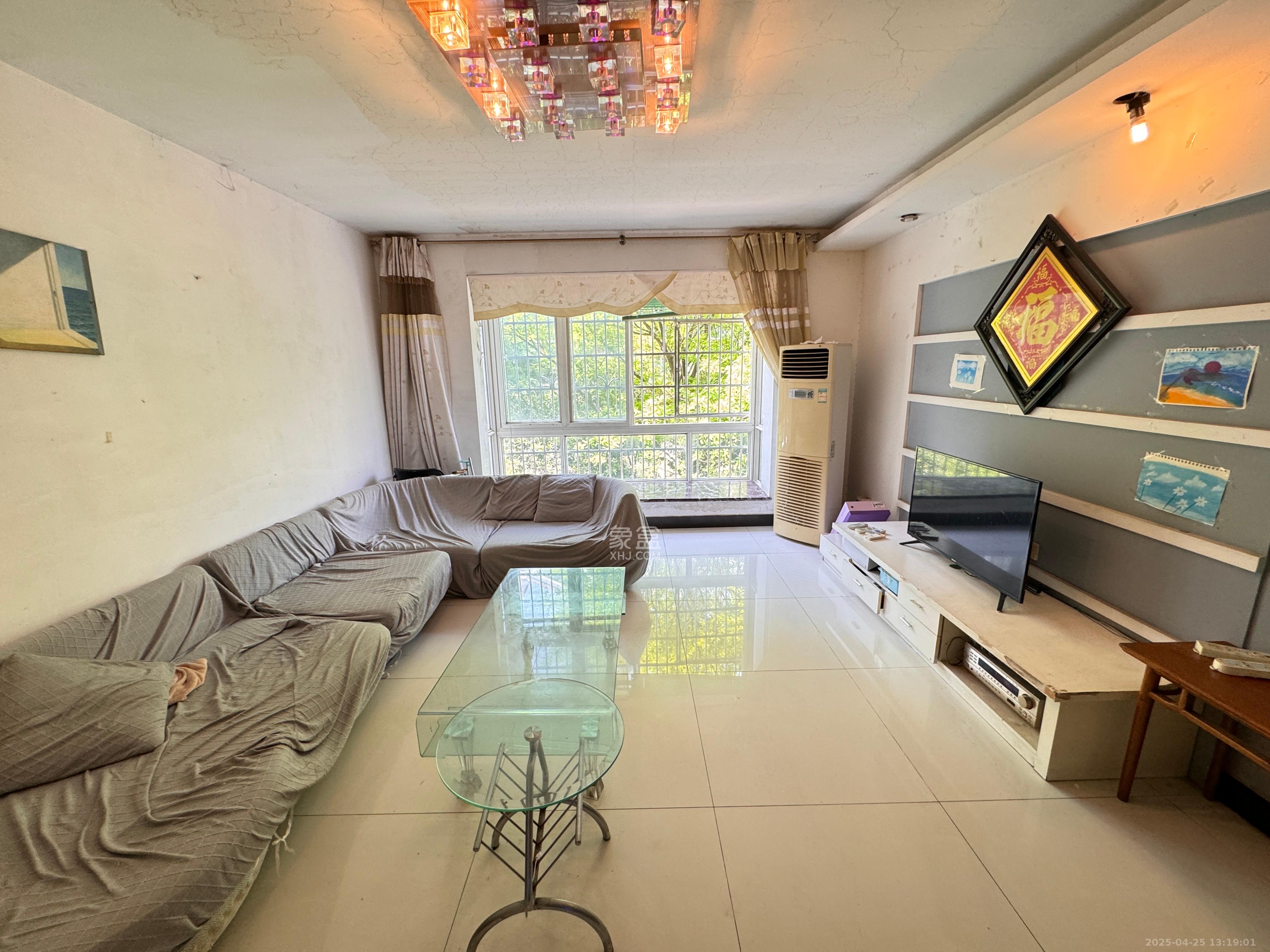 滨江美寓(滨江丽园)  3室2厅2卫    2100.0元/月 滨江美寓(滨江丽园)  3室2厅2卫    2100.0元/月室内图