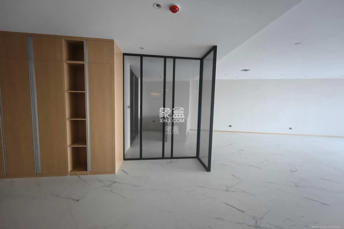 正荣梅溪紫阙台 4室2厅4卫 9000.0元/月 正荣梅溪紫阙台 4室2厅4卫 9000.0元/月室内图