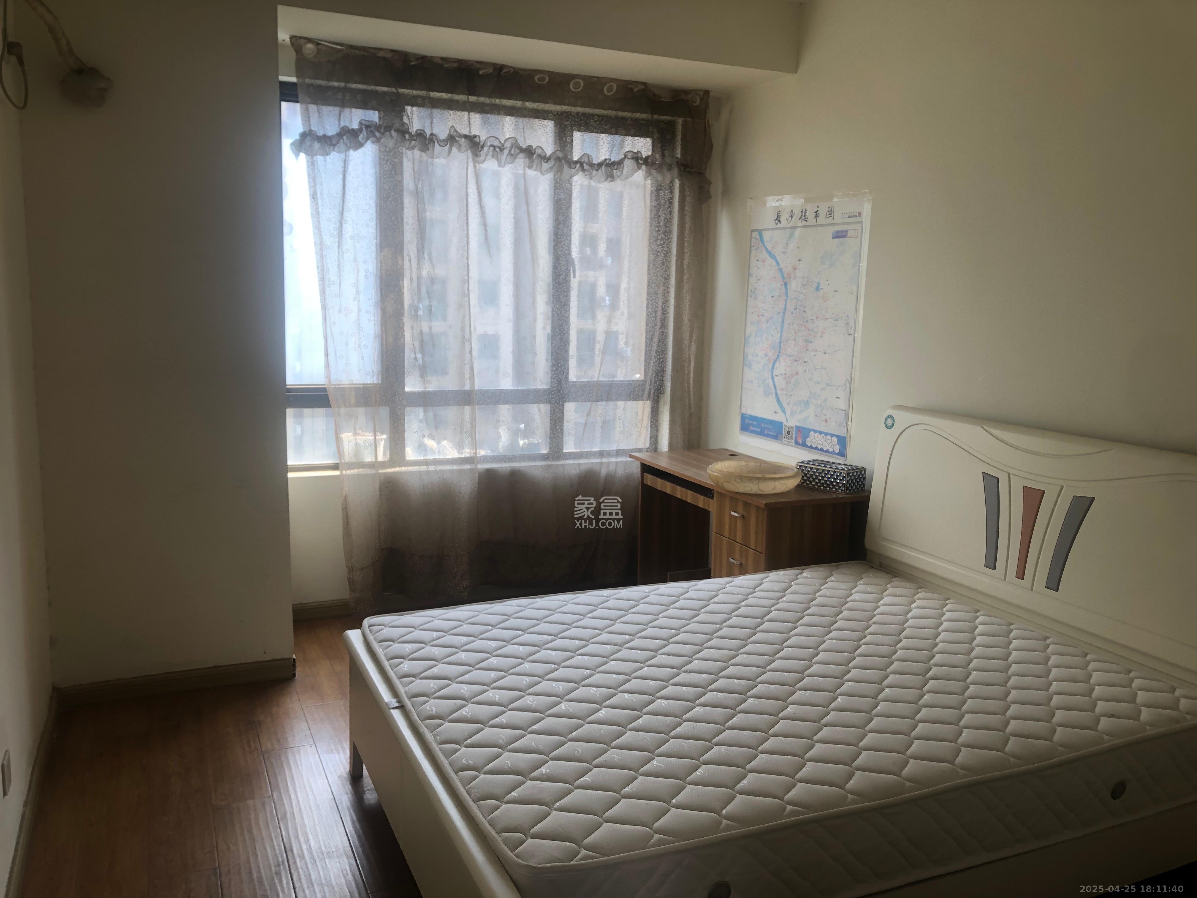 新华都万家城  3室2厅2卫   2500.00元/月室内图