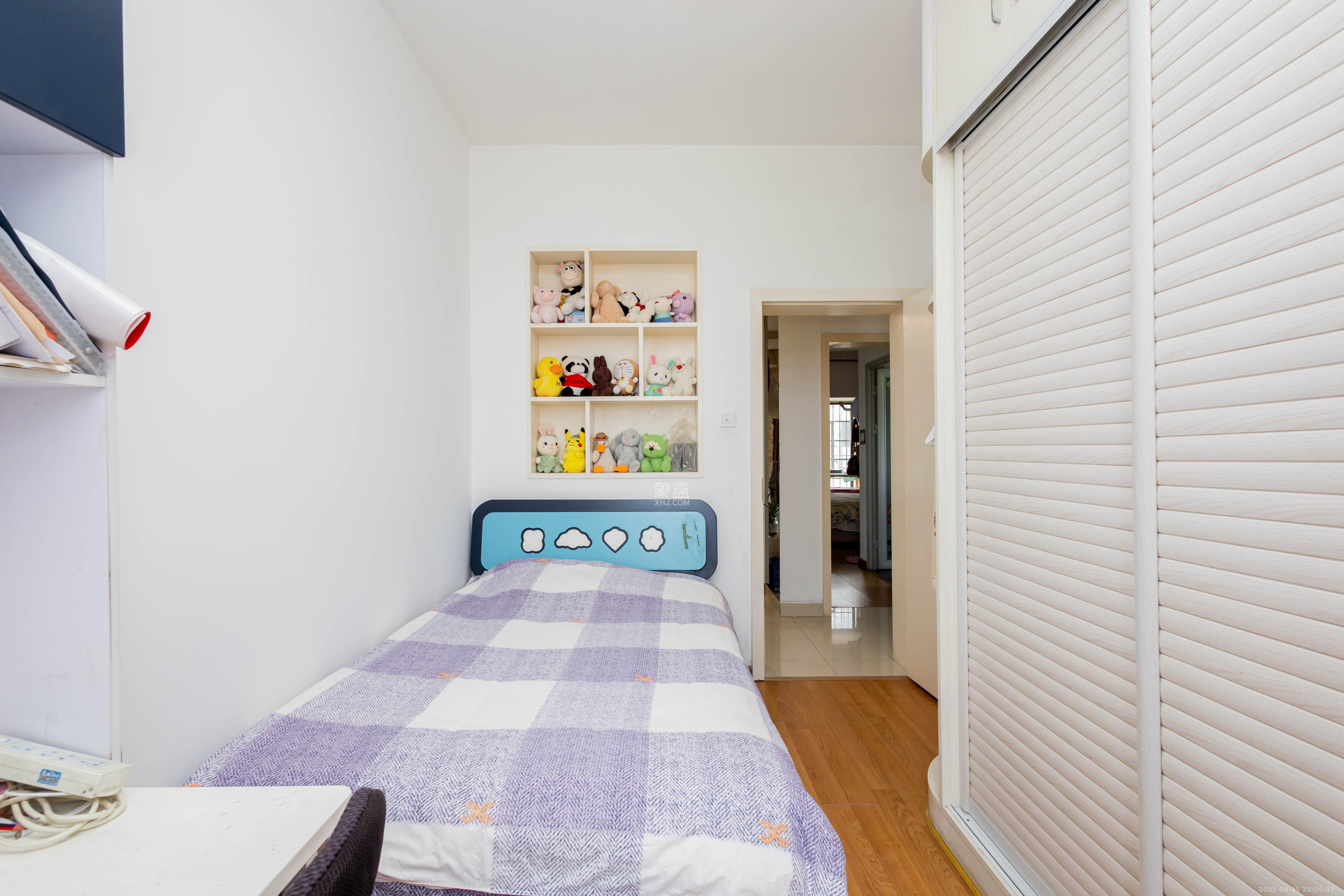 星城福邸(雄天朗郡) 3室2厅2卫 90.0万 星城福邸(雄天朗郡) 3室2厅2卫 90.0万卧室