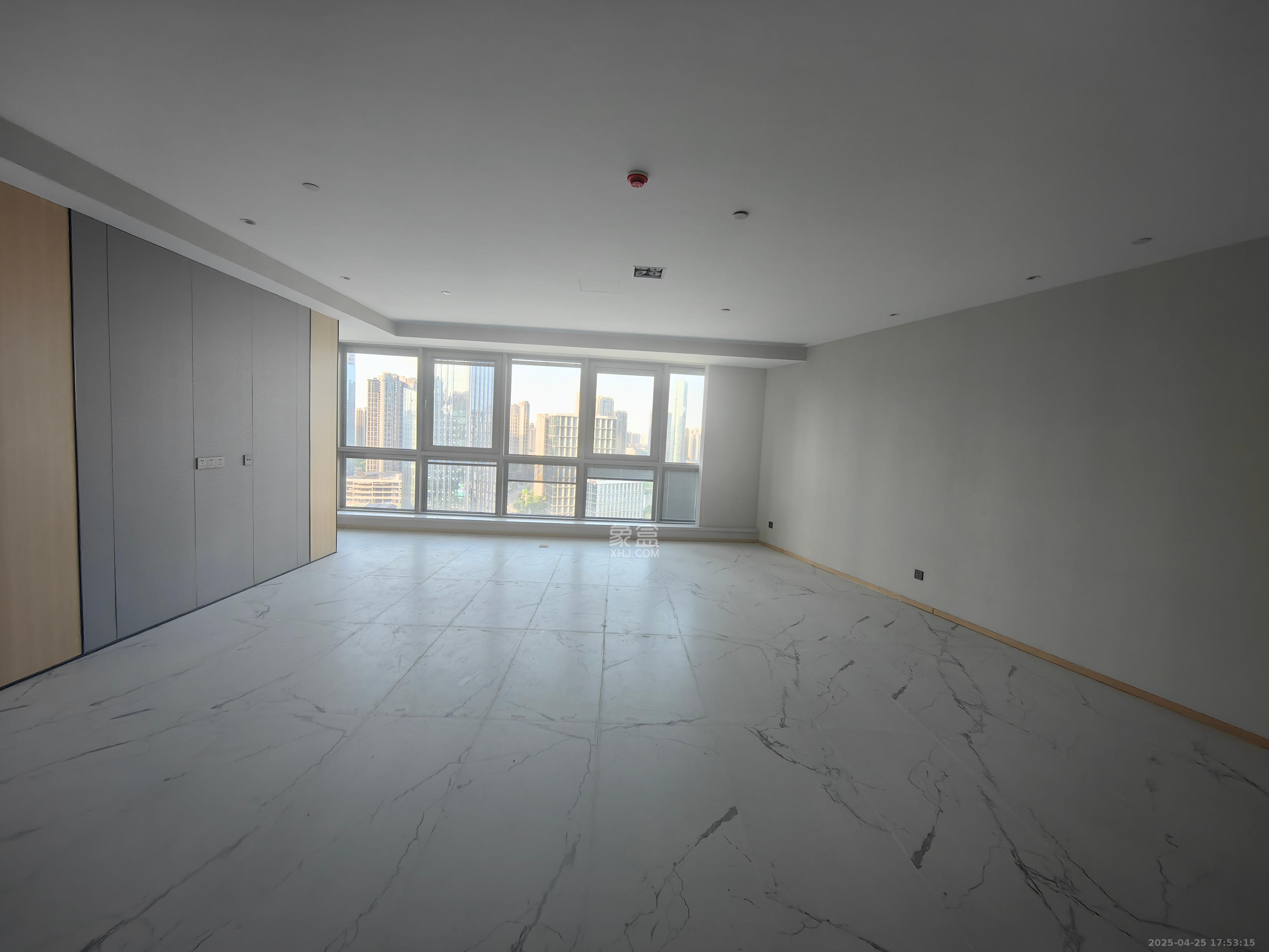 正荣梅溪紫阙台 4室2厅4卫 15000.0元/月 正荣梅溪紫阙台 4室2厅4卫 15000.0元/月室内图