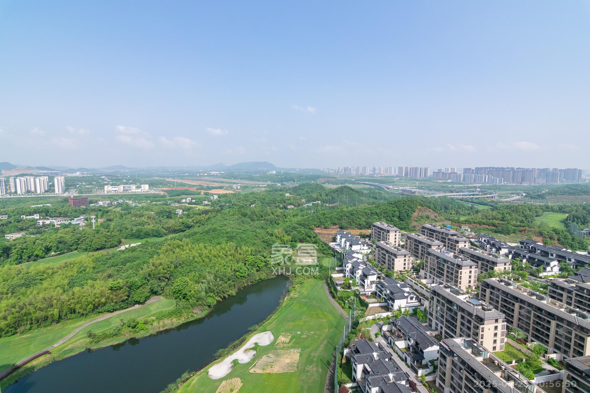 星河湾  4室2厅3卫   368.00万其他