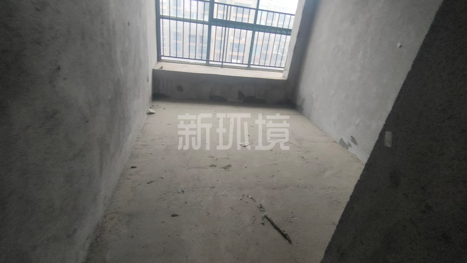鑫成君泰  3室2厅1卫   68.00万客厅