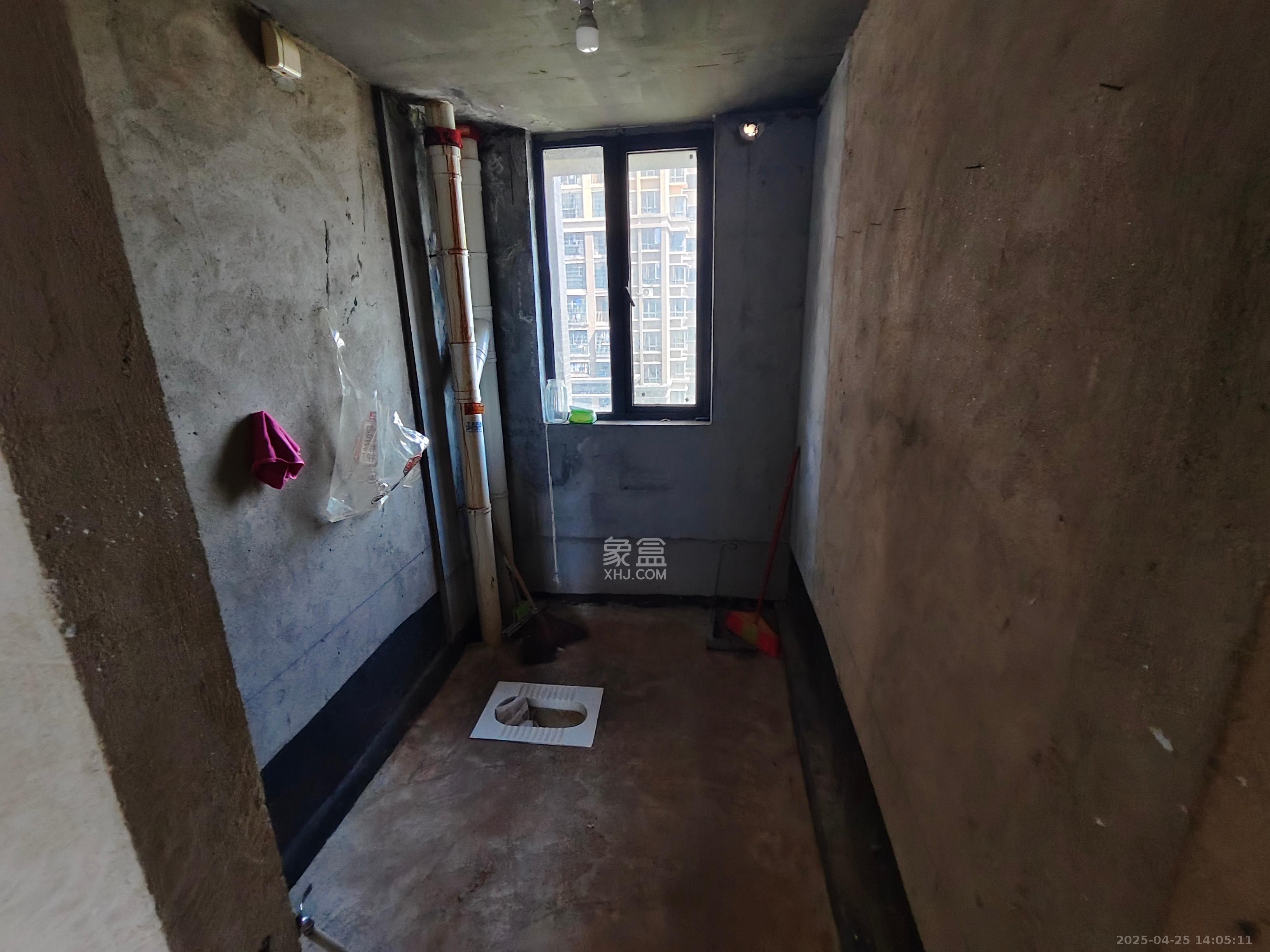 深业睿城 3室2厅1卫 1500.0元/月 深业睿城 3室2厅1卫 1500.0元/月室内图