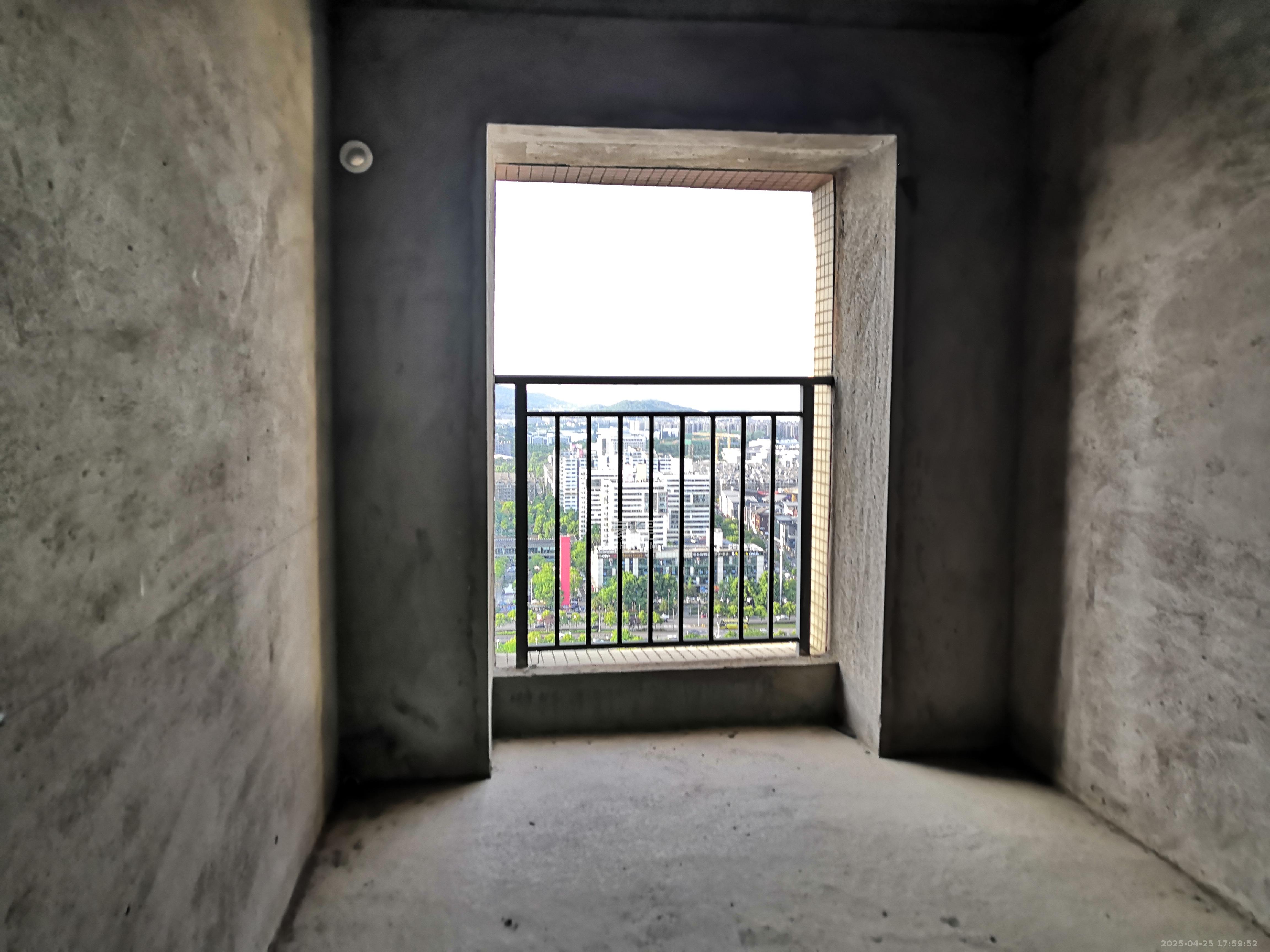 兰亭湾畔 3室2厅1卫 1200.0元/月 兰亭湾畔 3室2厅1卫 1200.0元/月室内图