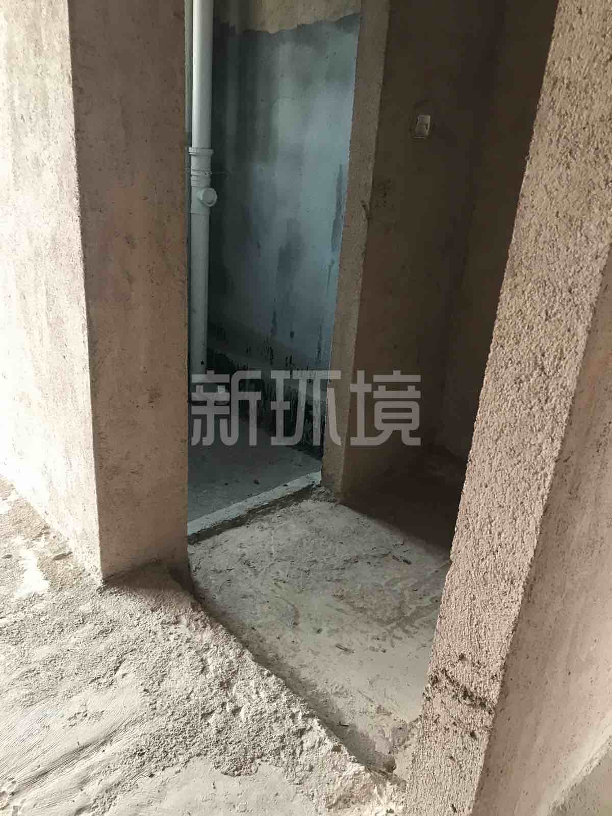 龙源华城  3室2厅2卫   71.00万
