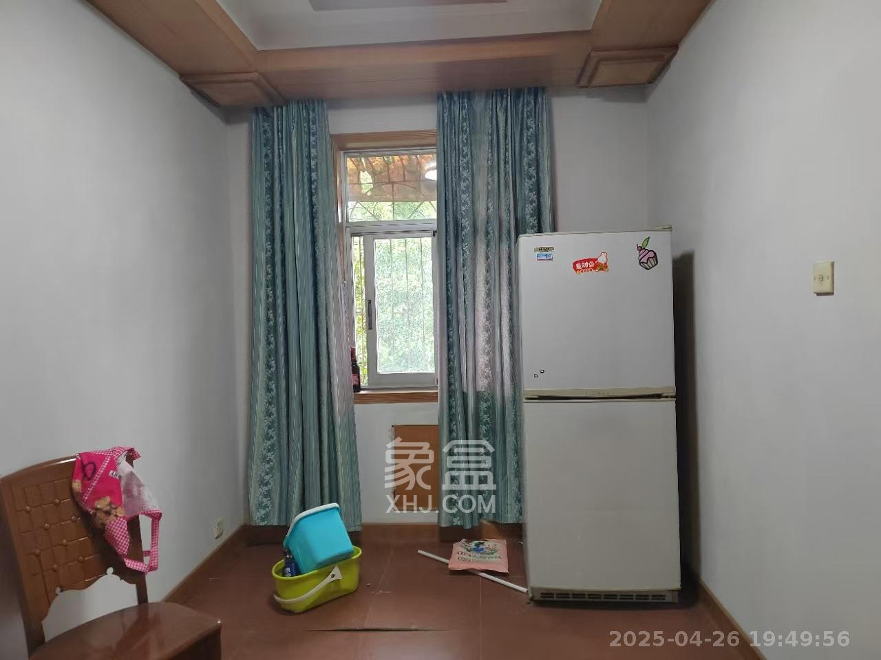 长沙市天心区疾控中心宿舍 3室2厅1卫 1600.0元/月 长沙市天心区疾控中心宿舍 3室2厅1卫 1600.0元/月室内图