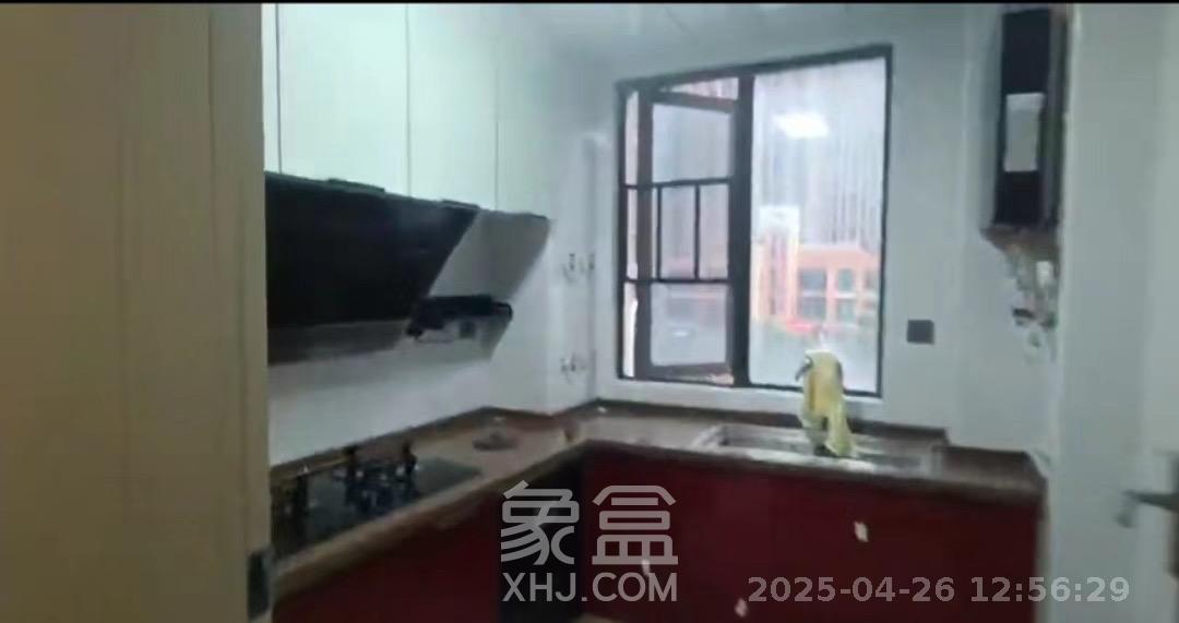 爵世名邸东湖（东湖壹号企业总部基地）  4室1厅2卫   3000.00元/月室内图