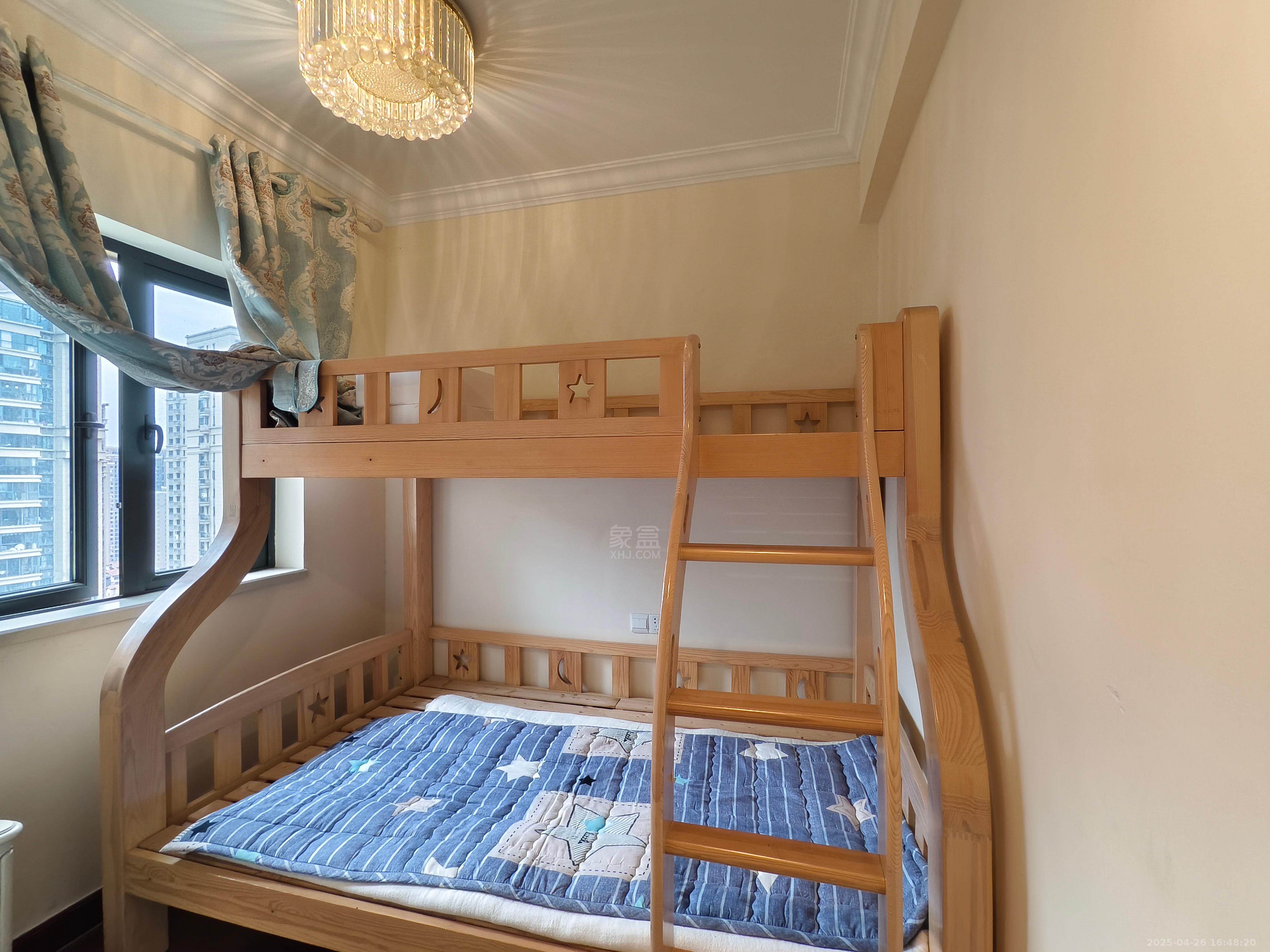 恒大华府 3室2厅1卫 2200.0元/月 恒大华府 3室2厅1卫 2200.0元/月室内图