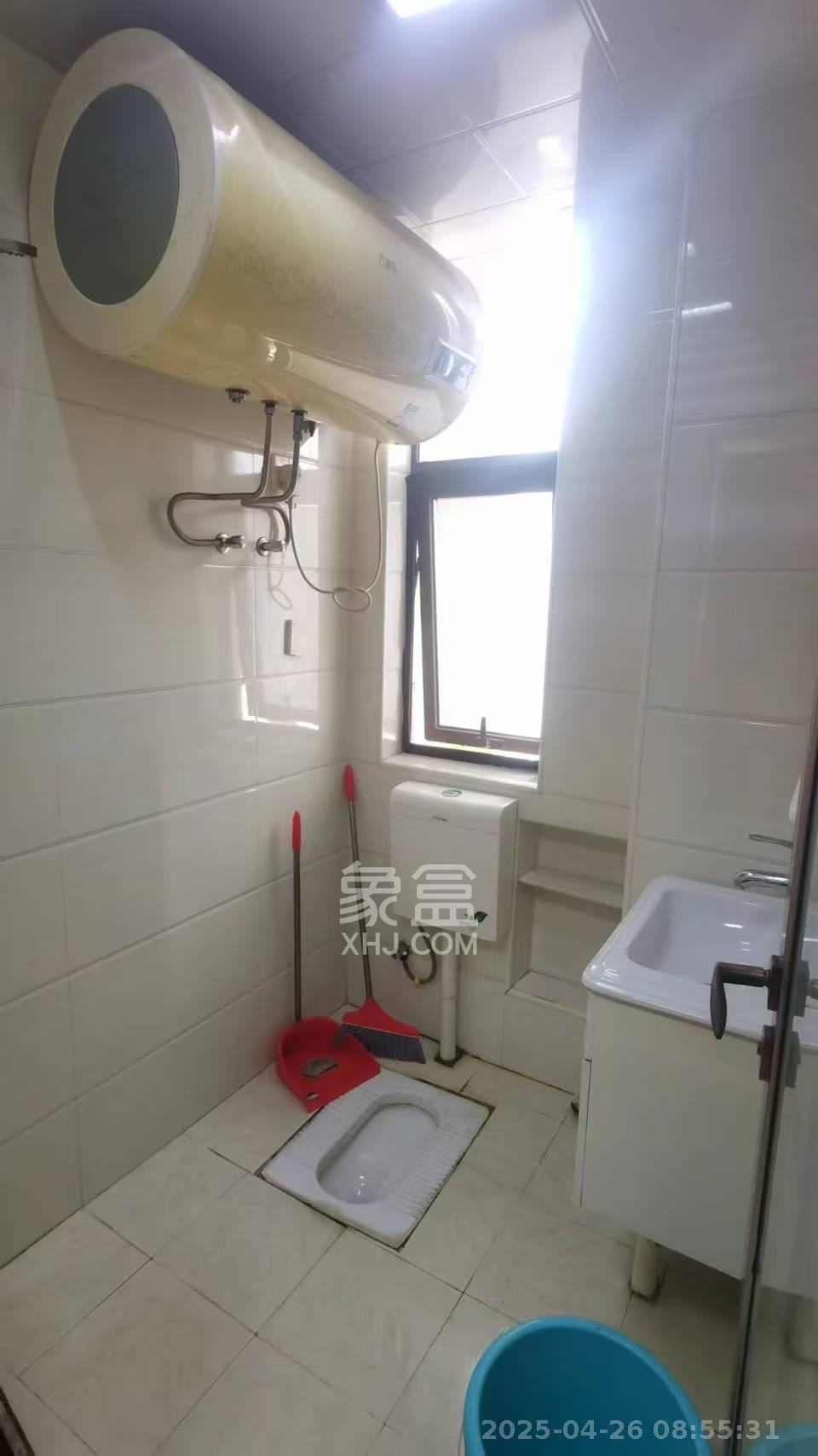 塞纳公馆  1室1厅1卫   1300.00元/月室内图