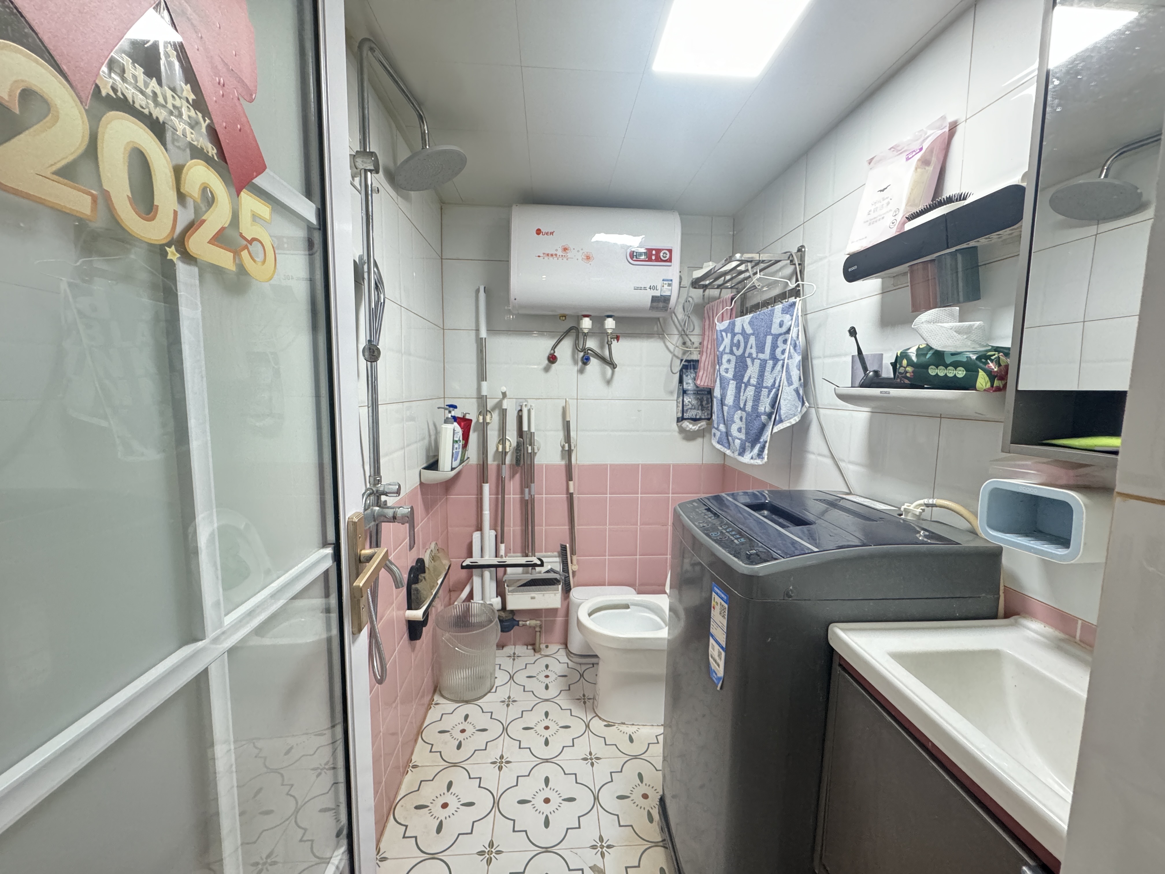 飞龙公寓 3室2厅1卫 58.0万 飞龙公寓 3室2厅1卫 58.0万客厅