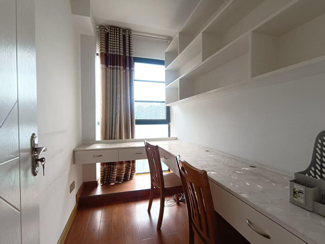 富兴嘉城 3室2厅2卫 1600.0元/月 富兴嘉城 3室2厅2卫 1600.0元/月室内图