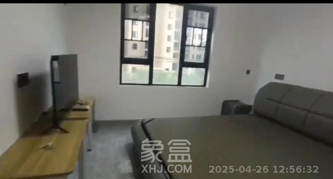 爵世名邸东湖（东湖壹号企业总部基地）  4室1厅2卫   3000.00元/月室内图