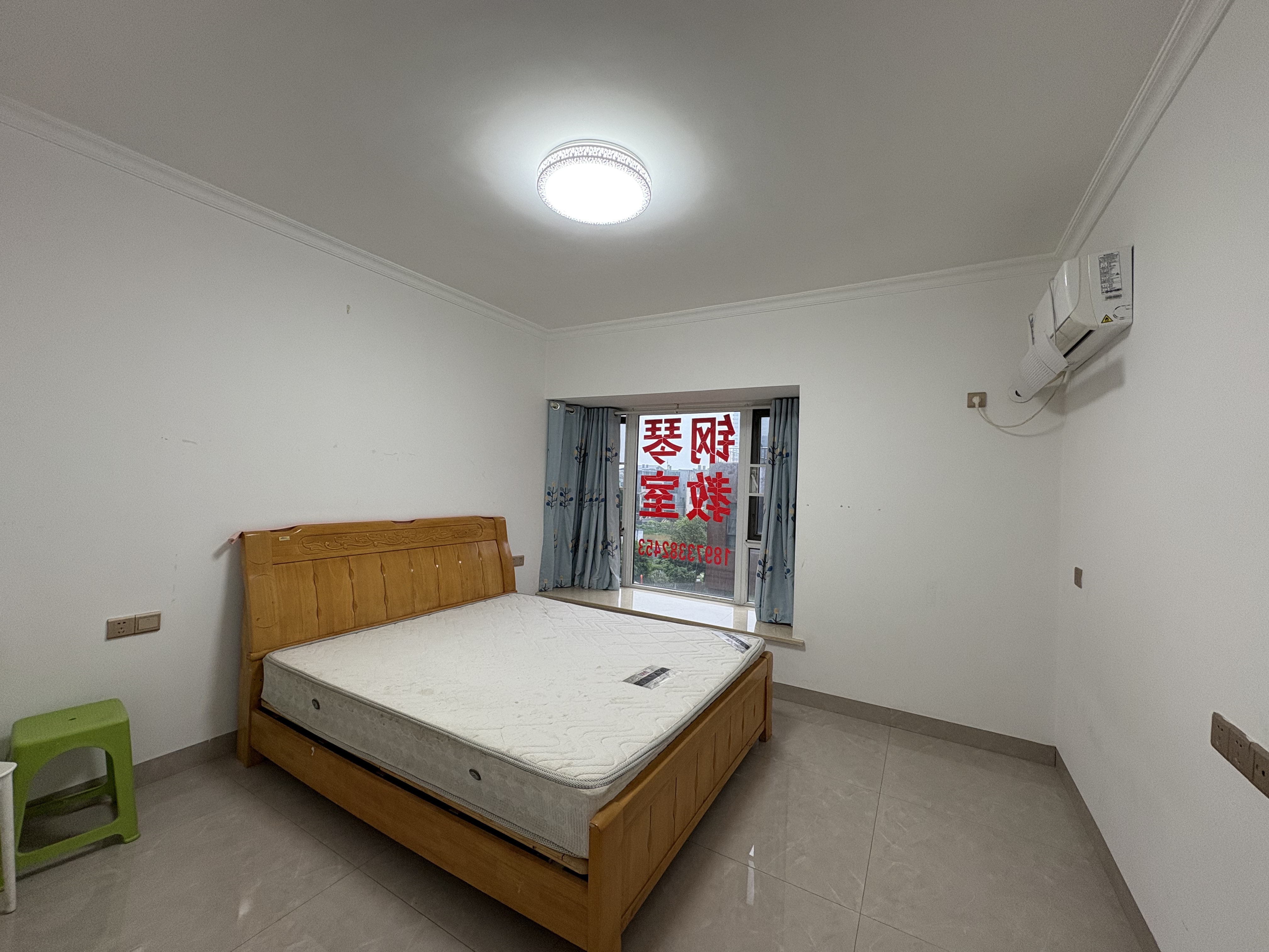 美的城四期  3室2厅2卫    49.8万 美的城四期  3室2厅2卫    49.8万室内图