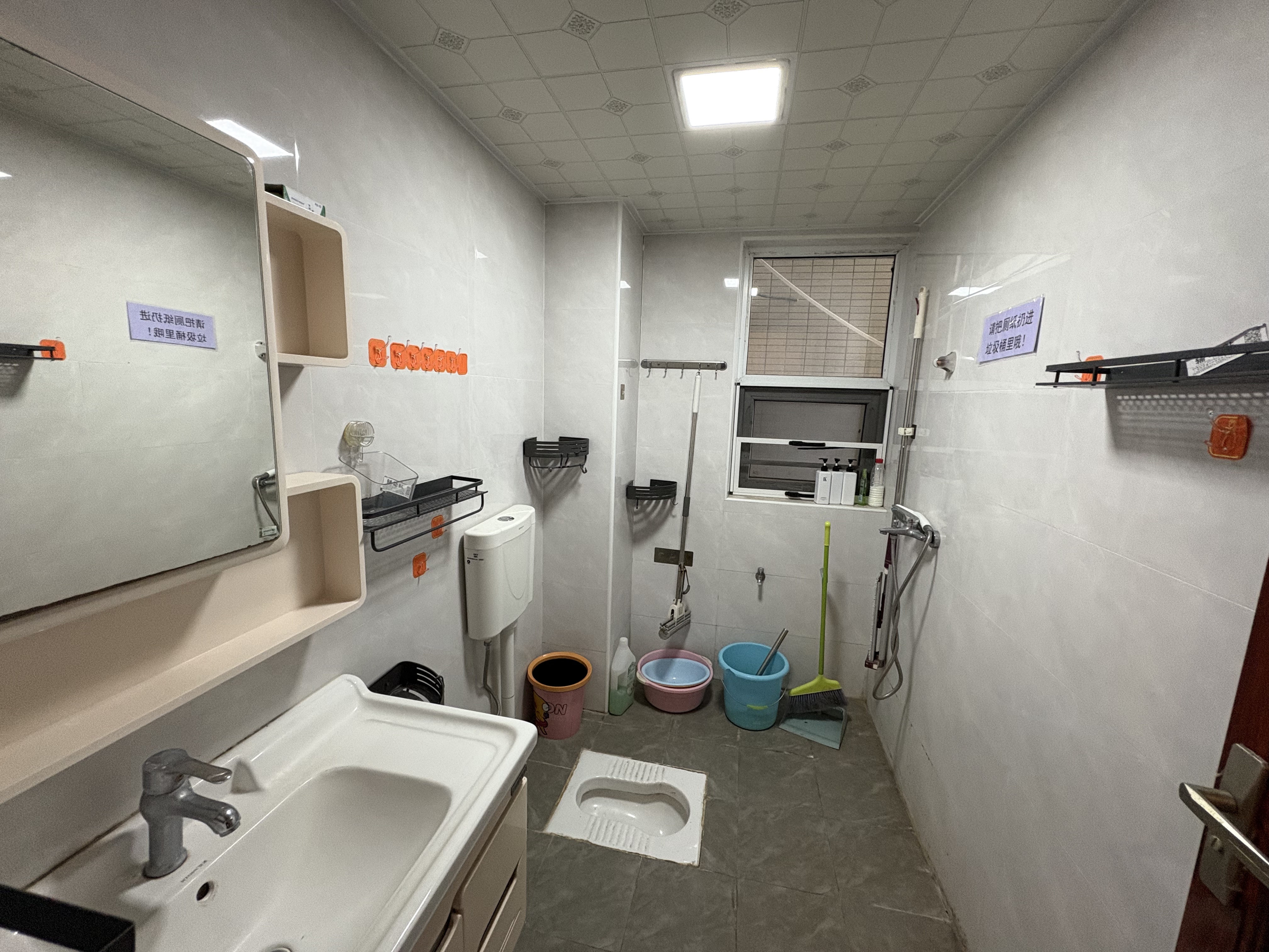 美的城四期  3室2厅2卫    49.8万 美的城四期  3室2厅2卫    49.8万室内图