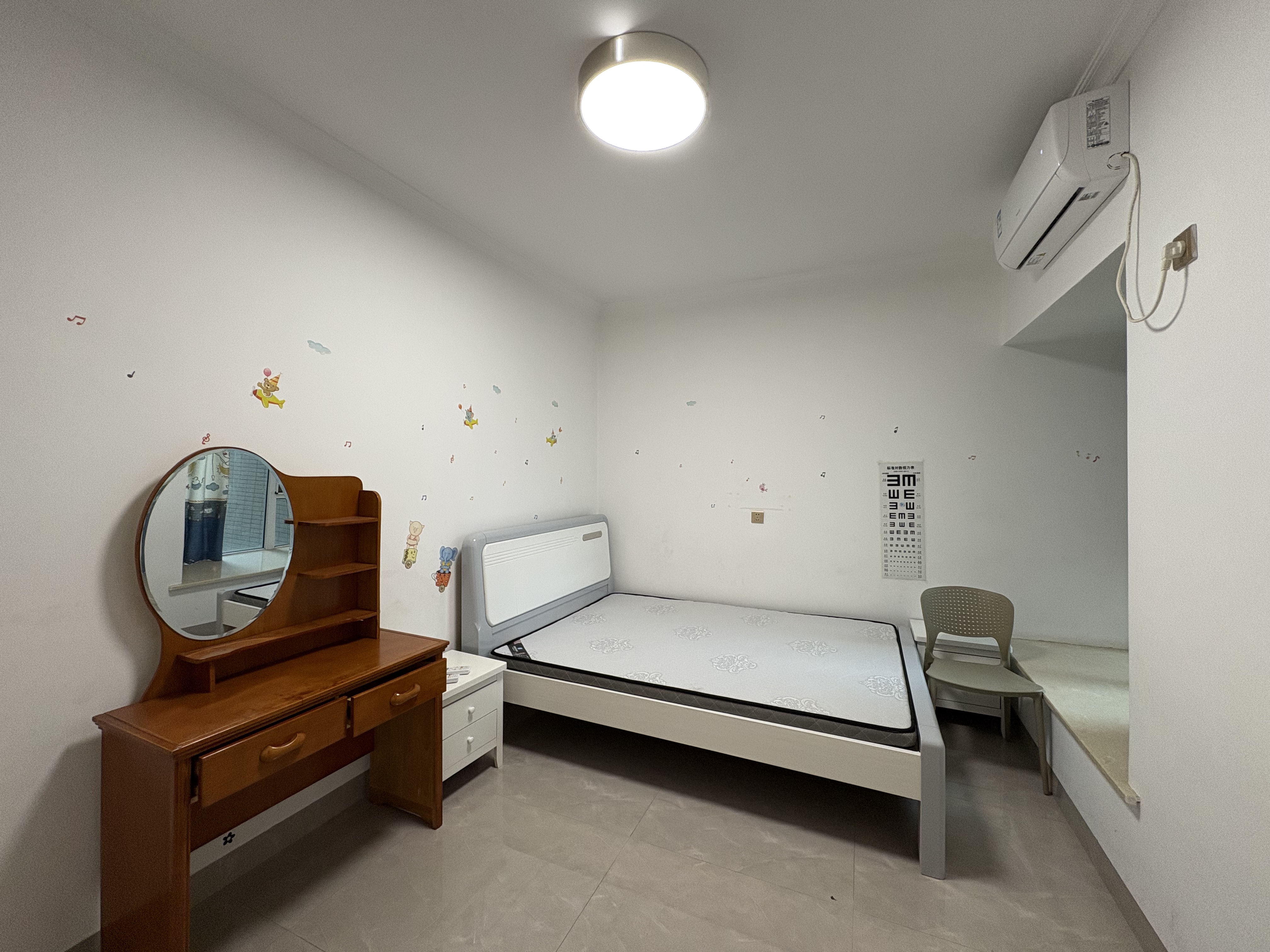 美的城四期  3室2厅2卫    49.8万 美的城四期  3室2厅2卫    49.8万室内图