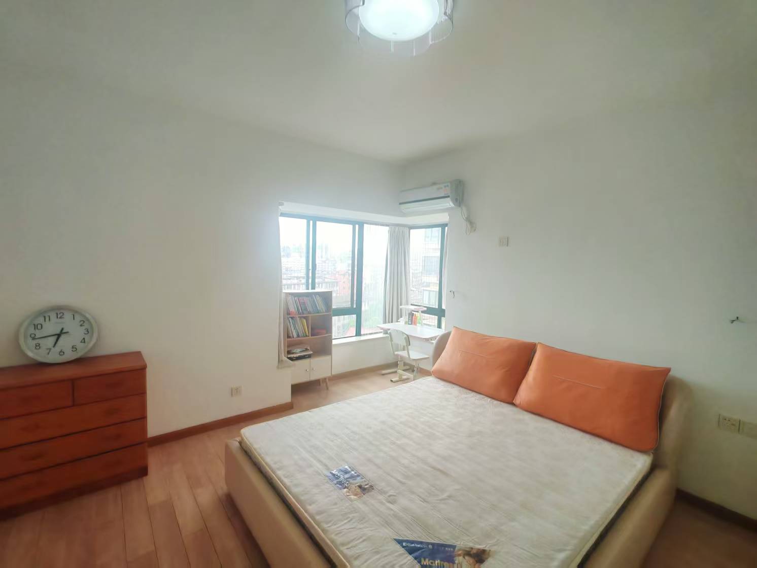 西域名邸 2室2厅1卫 49.8万 西域名邸 2室2厅1卫 49.8万室内图