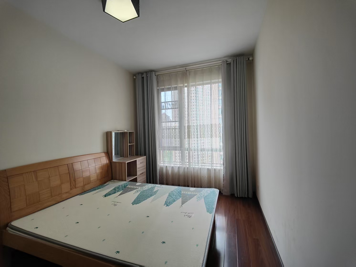 晋合湘水湾三期 4室2厅1卫 108.0万 晋合湘水湾三期 4室2厅1卫 108.0万室内图