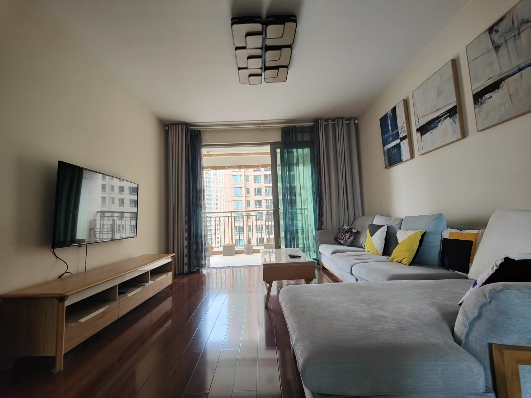 晋合湘水湾三期 4室2厅1卫 108.0万 晋合湘水湾三期 4室2厅1卫 108.0万室内图