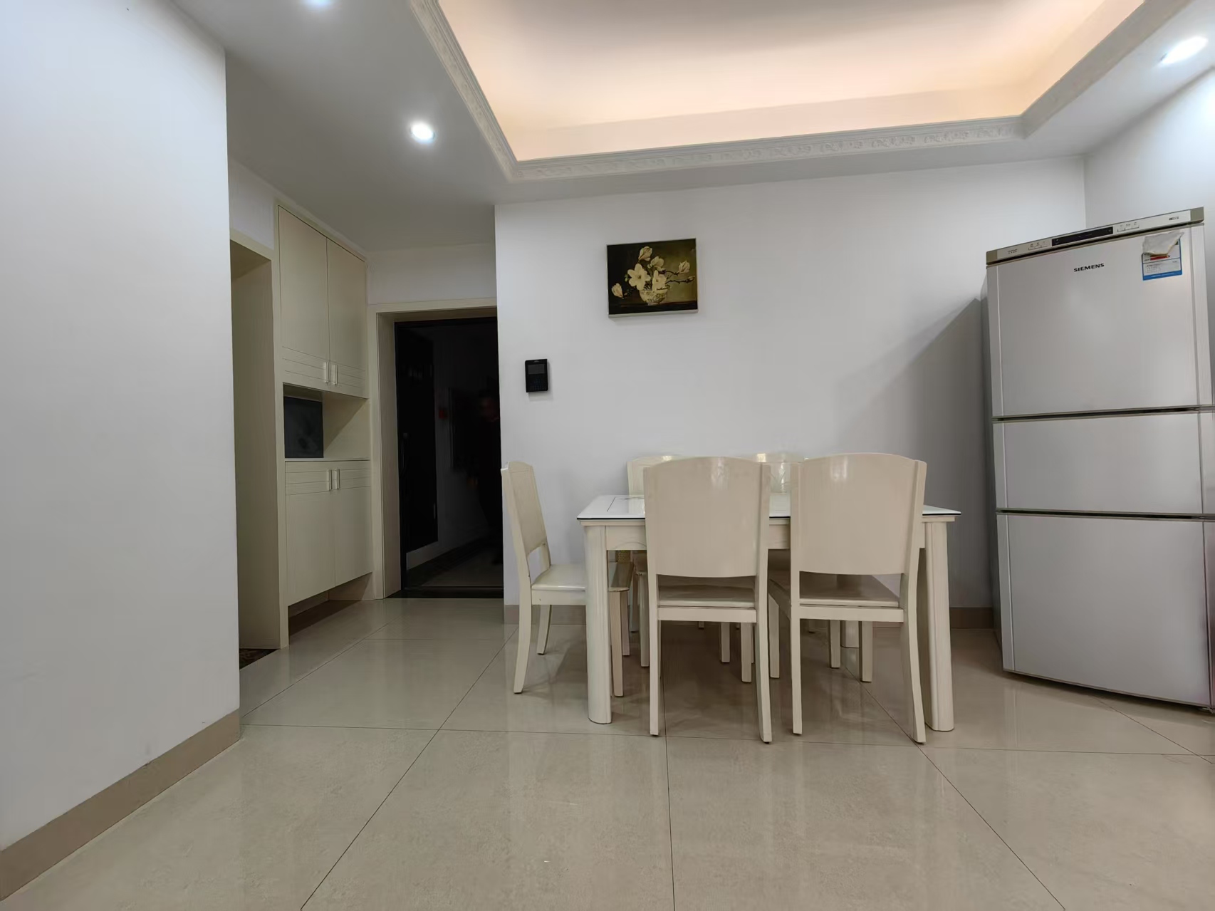 泰山公馆  2室2厅1卫    49.8万 泰山公馆  2室2厅1卫    49.8万室内图