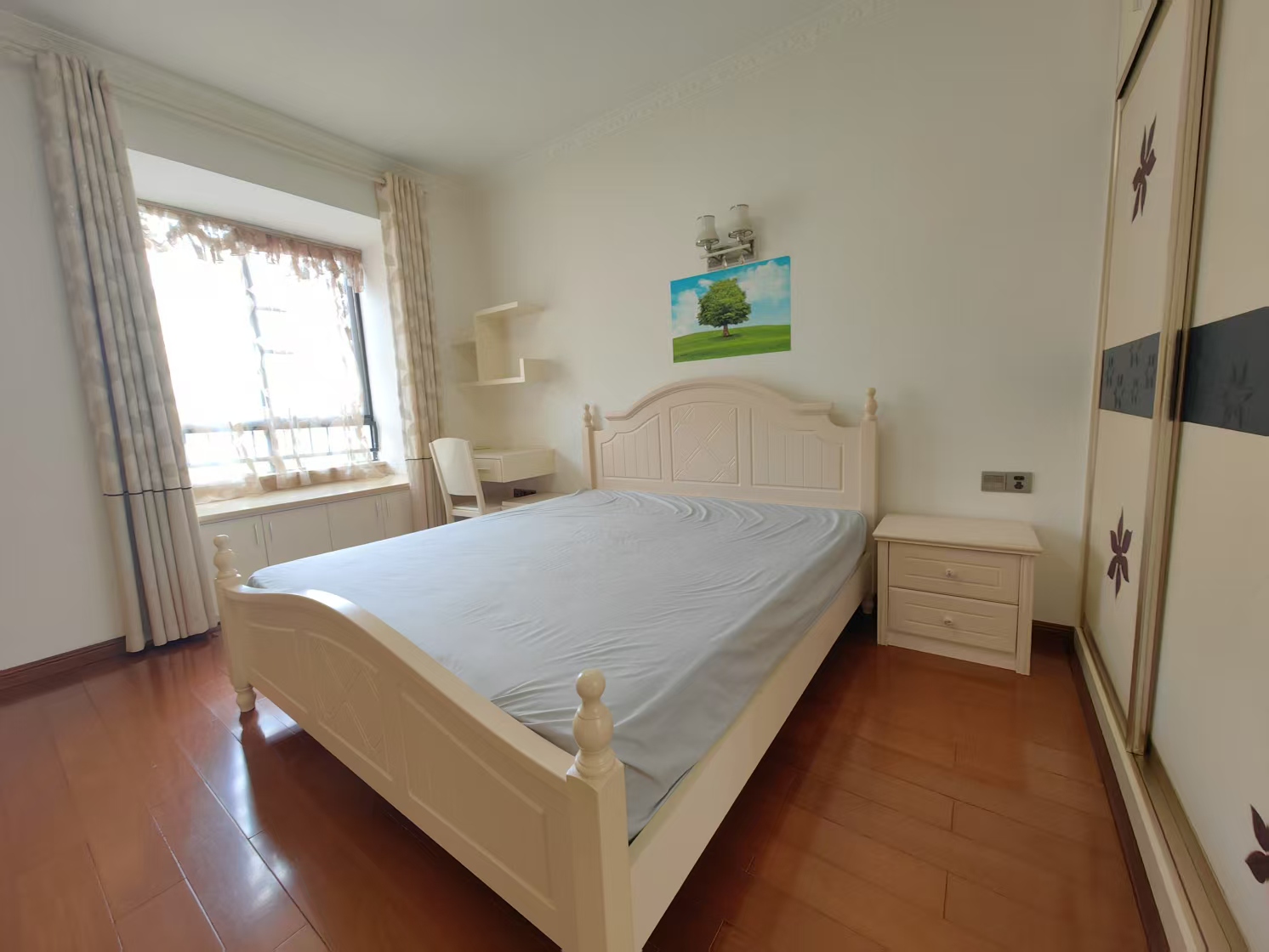 泰山公馆  2室2厅1卫    49.8万 泰山公馆  2室2厅1卫    49.8万室内图