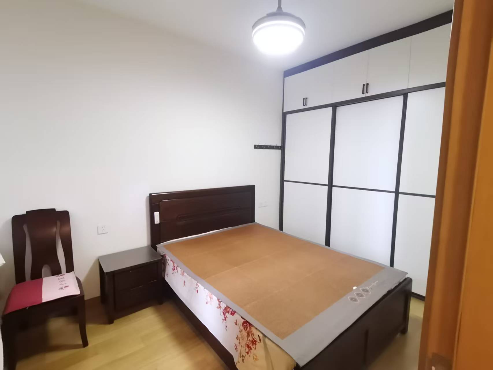 晋合湘水湾四期  2室2厅1卫    66.0万 晋合湘水湾四期  2室2厅1卫    66.0万室内图