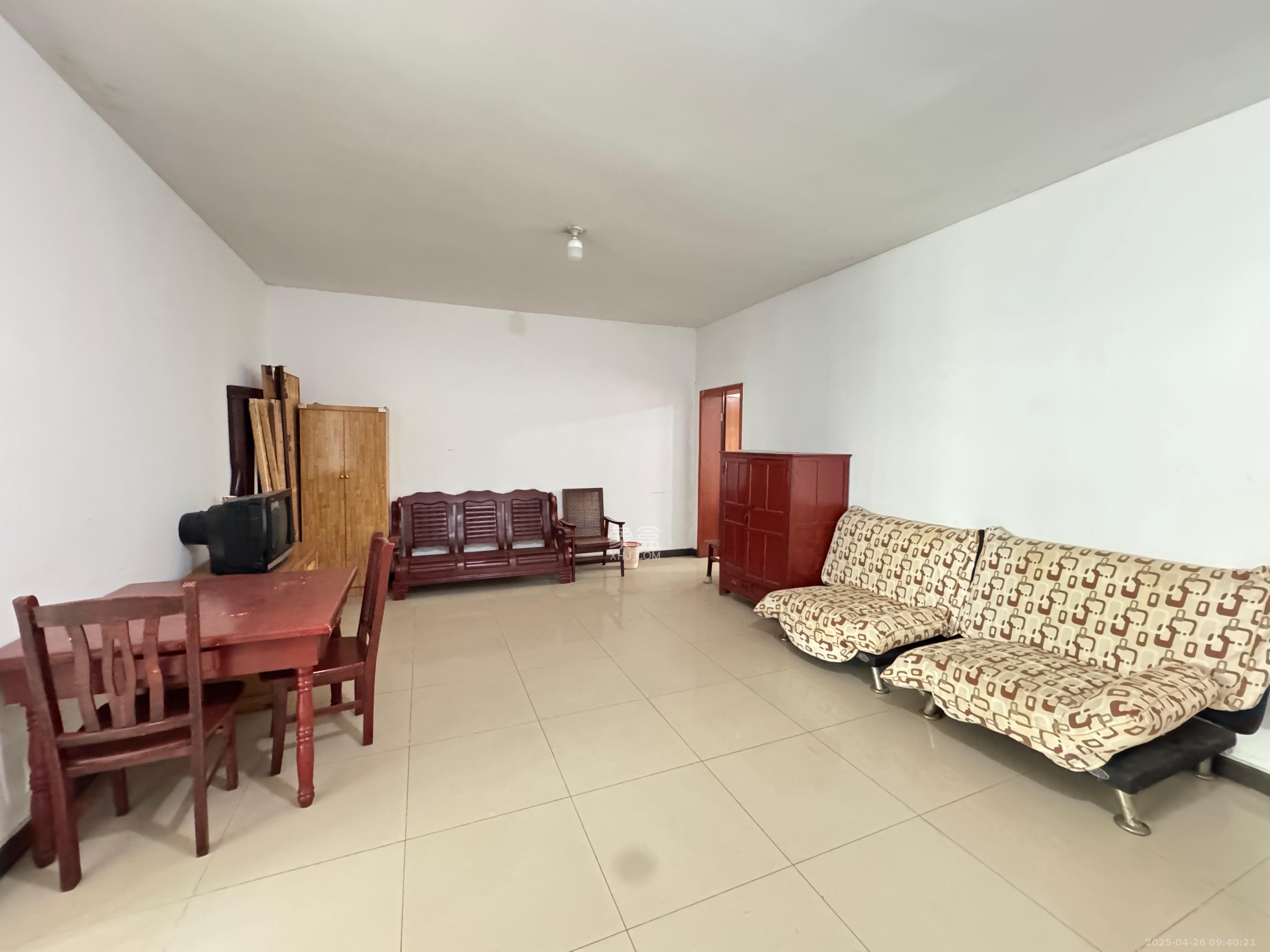 黄金乡金沙村废旧大市场 3室2厅1卫 1100.0元/月 黄金乡金沙村废旧大市场 3室2厅1卫 1100.0元/月室内图