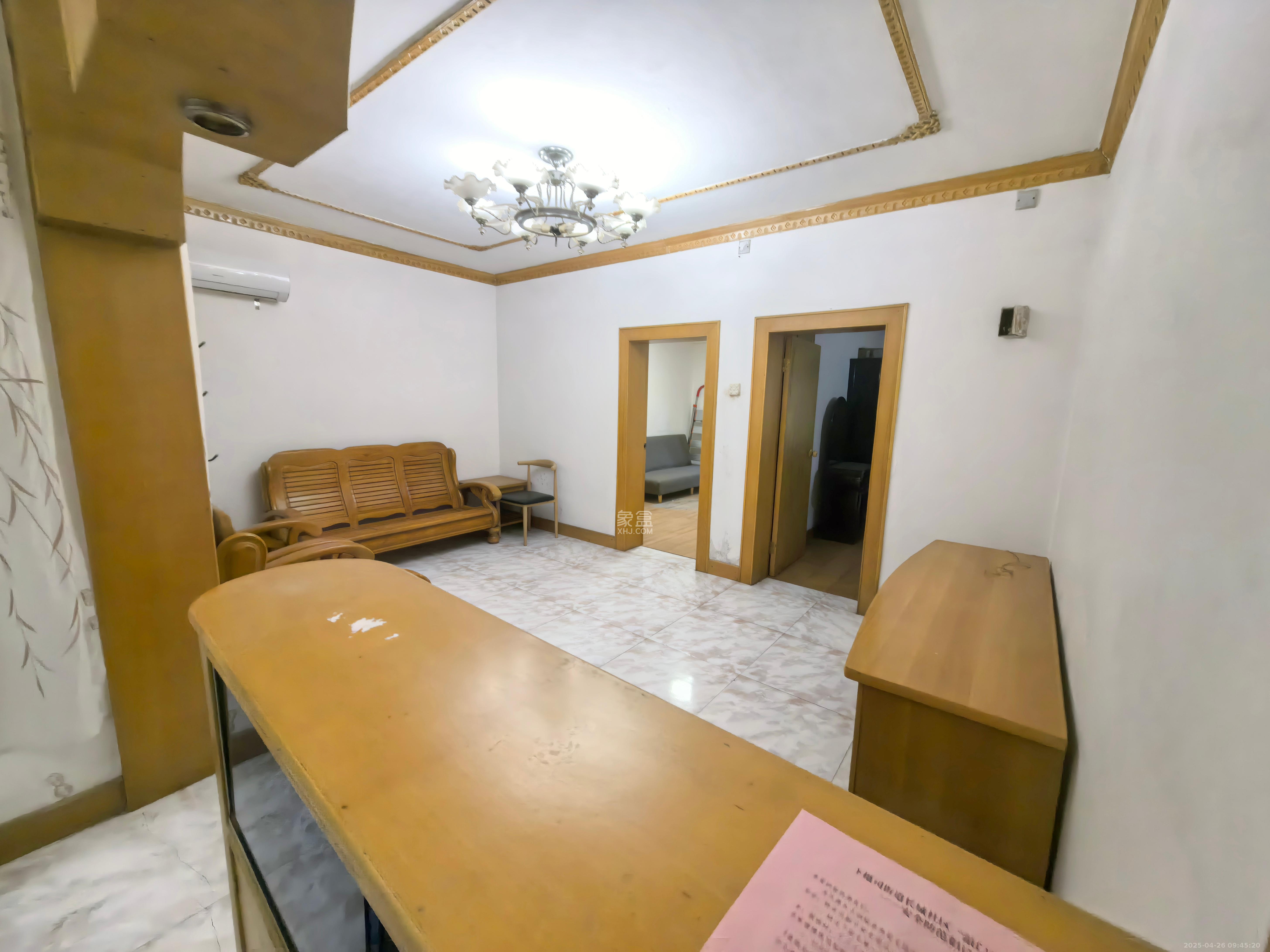 解放村  2室2厅1卫   800.00元/月室内图