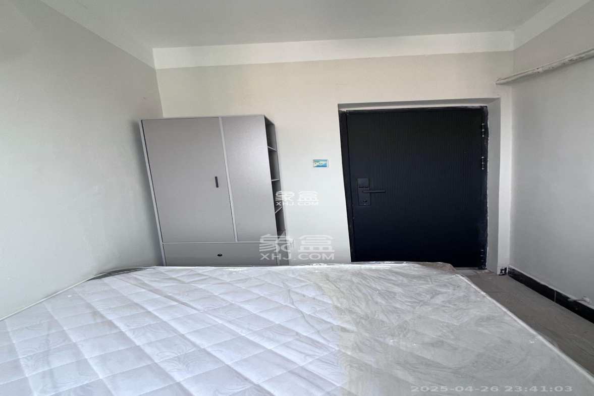 高桥社区高福星小区  1室1厅1卫    1500.0元/月 高桥社区高福星小区  1室1厅1卫    1500.0元/月室内图