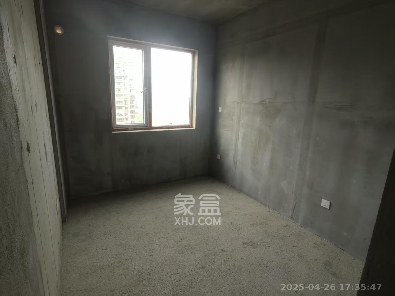 新宇东升家园 4室2厅2卫 1400.0元/月 新宇东升家园 4室2厅2卫 1400.0元/月室内图