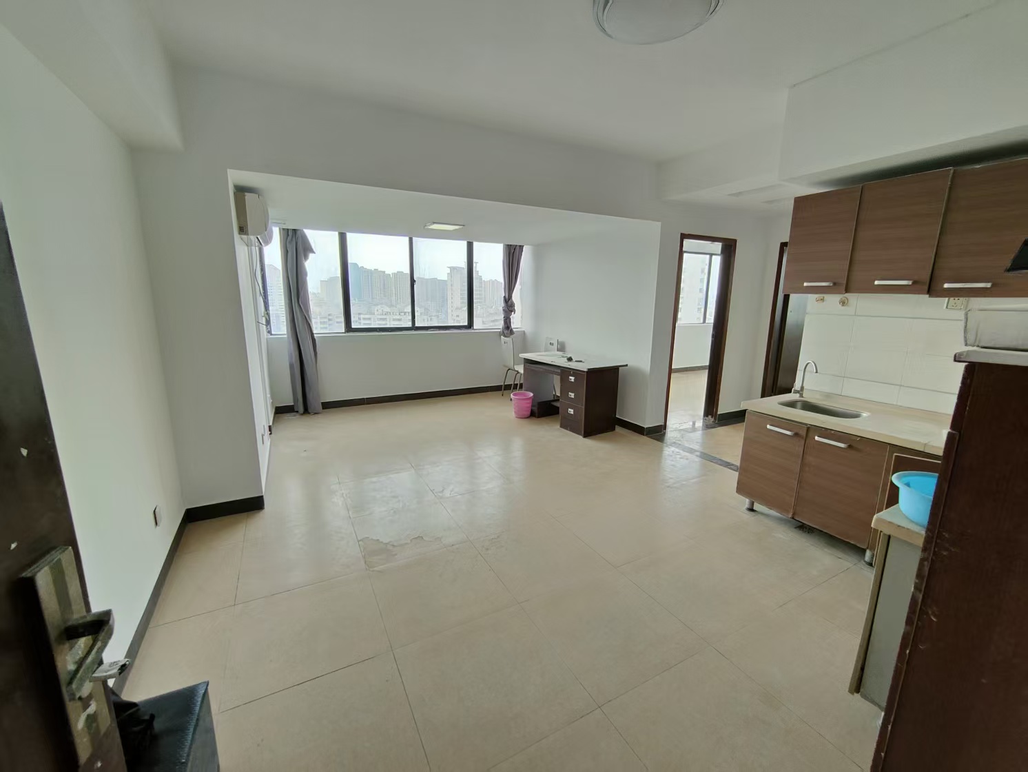 帝国大厦  2室2厅1卫    64.0万 帝国大厦  2室2厅1卫    64.0万