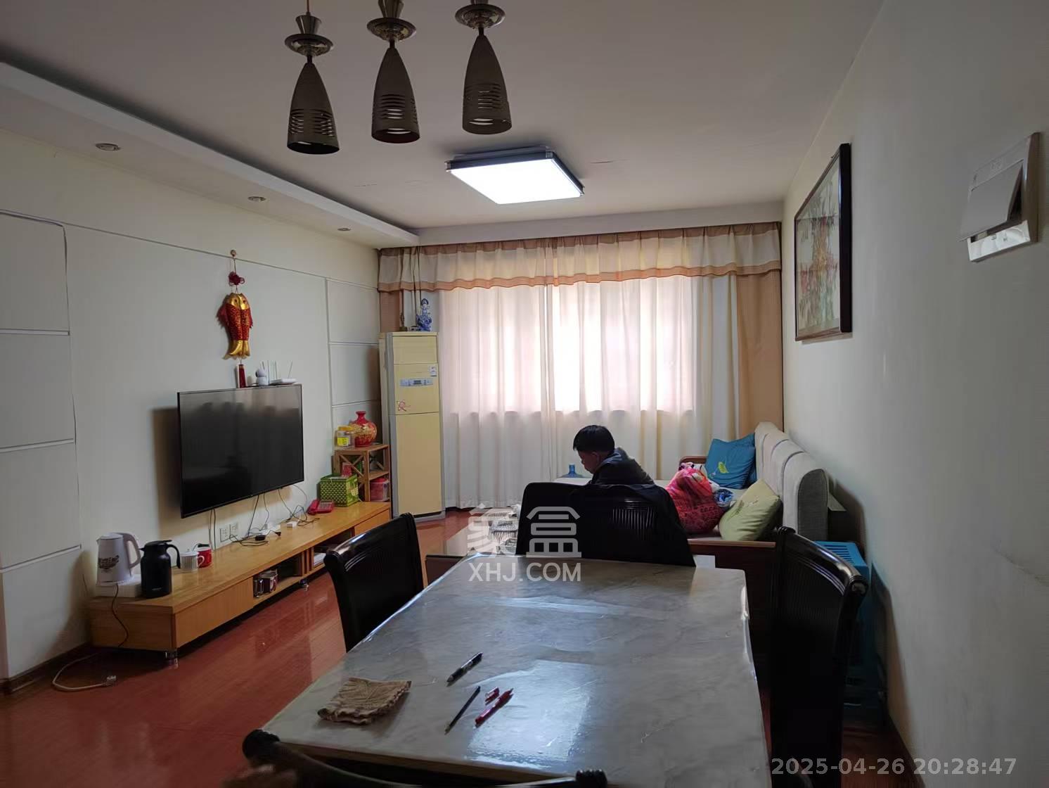 东岸锦城(东方人家) 3室2厅1卫 1600.0元/月 东岸锦城(东方人家) 3室2厅1卫 1600.0元/月室内图