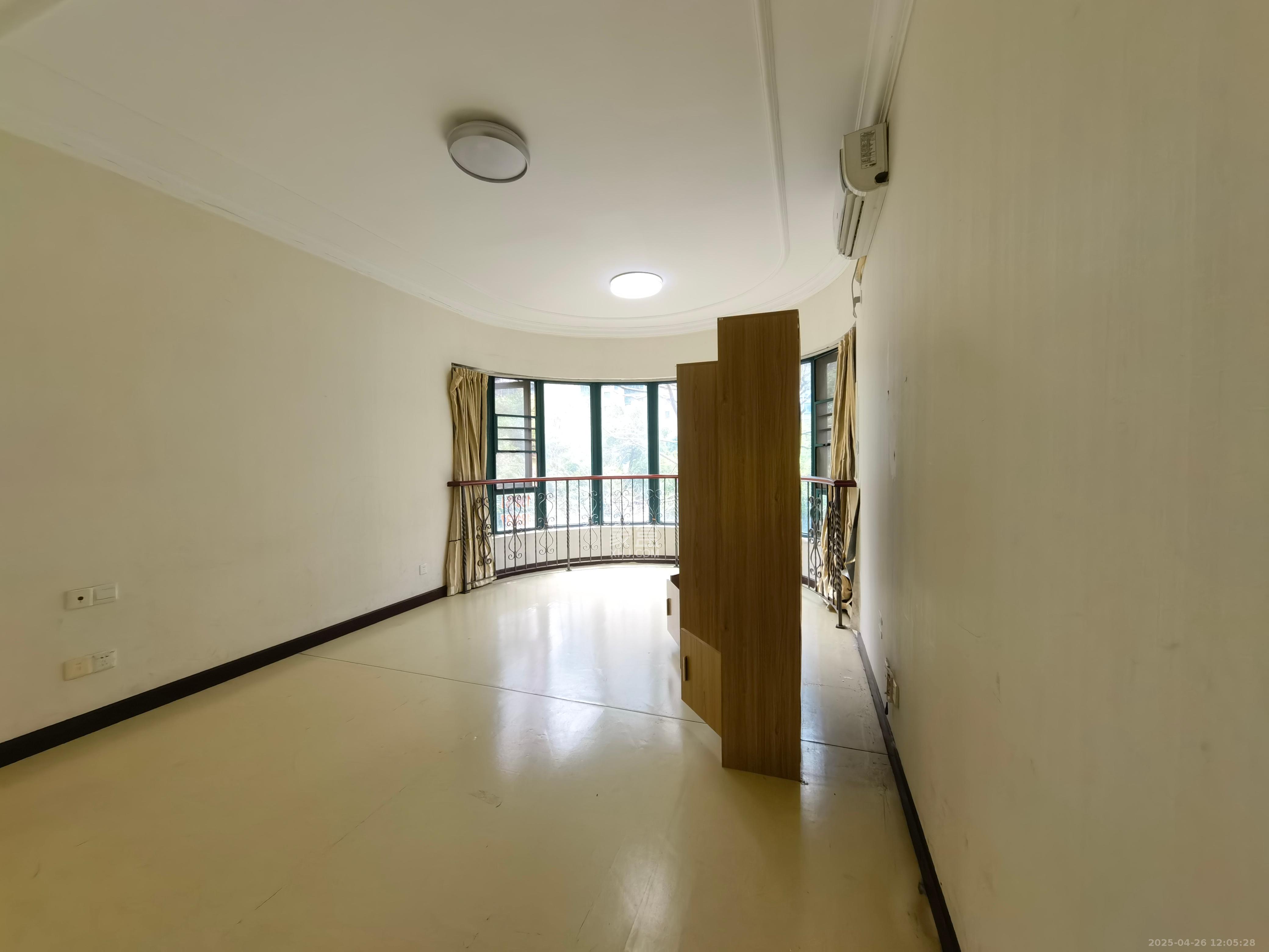 恒大华府  4室2厅1卫   4280.00元/月