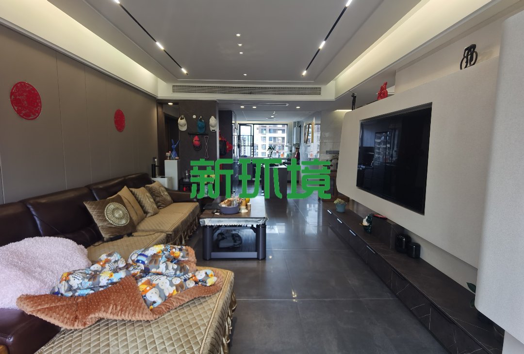 山水印象澜庭  1室0厅0卫   122.00万客厅